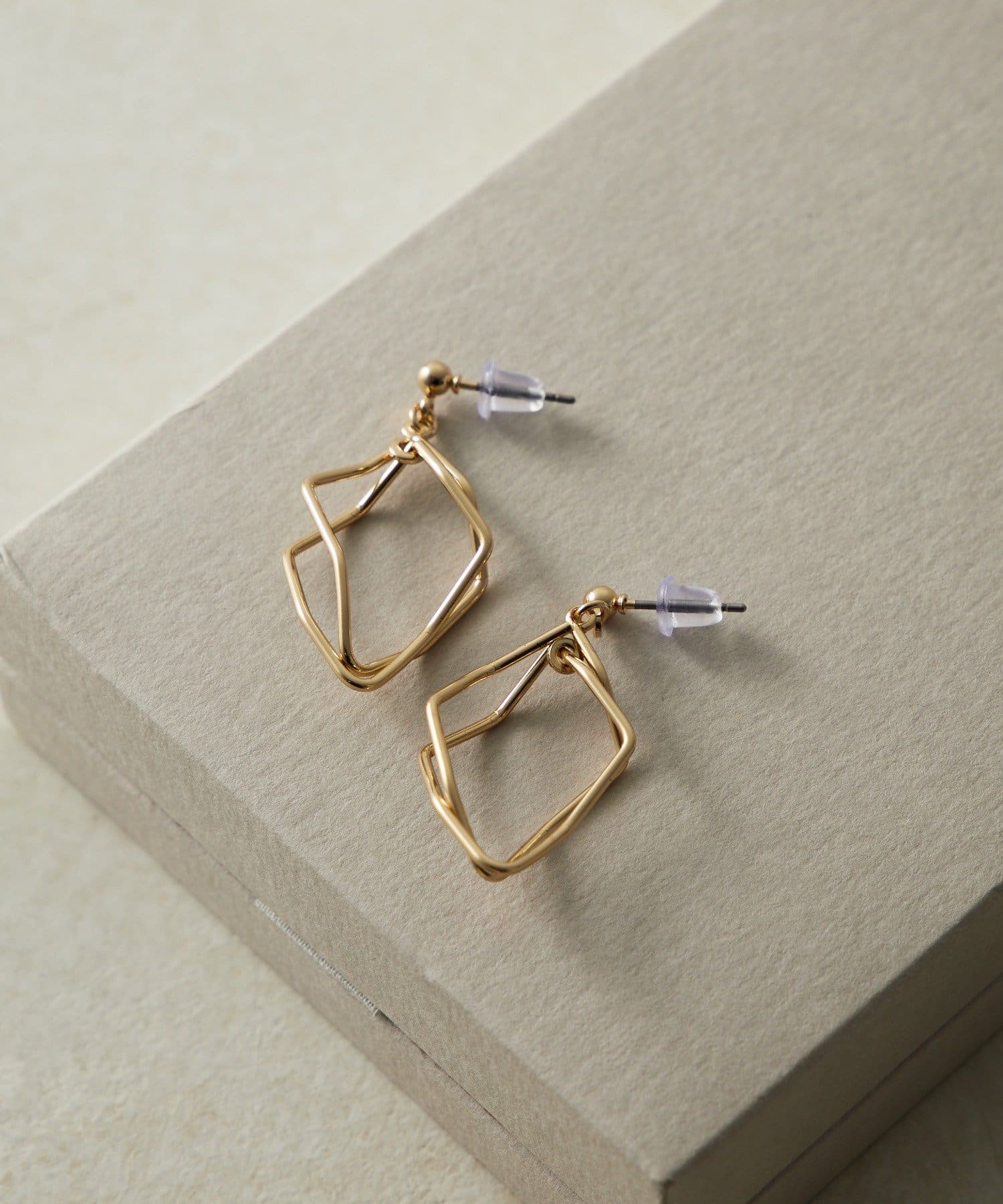 Lattice(ラティス) 華奢メタルピアス