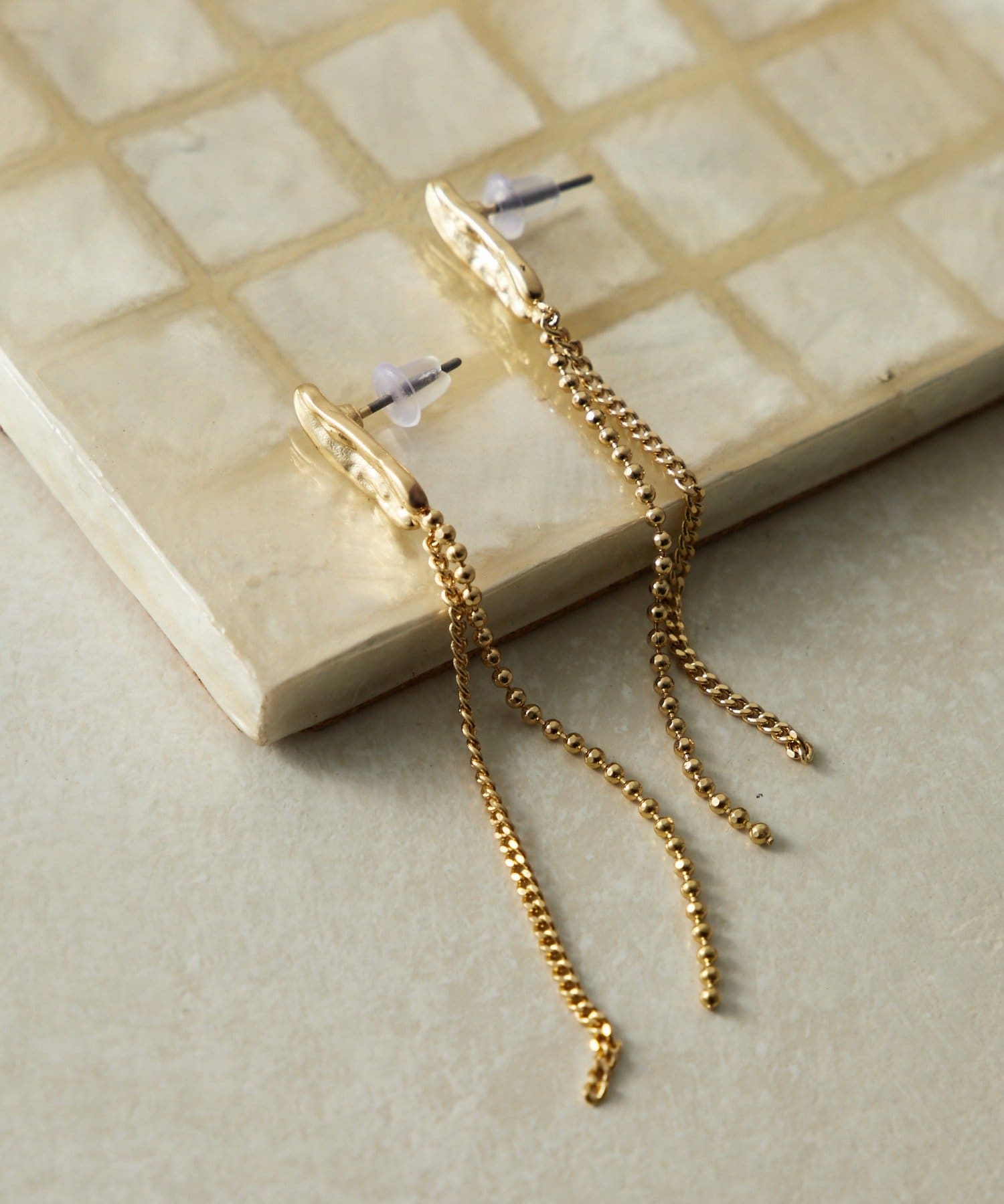 Lattice(ラティス) 華奢メタルピアス