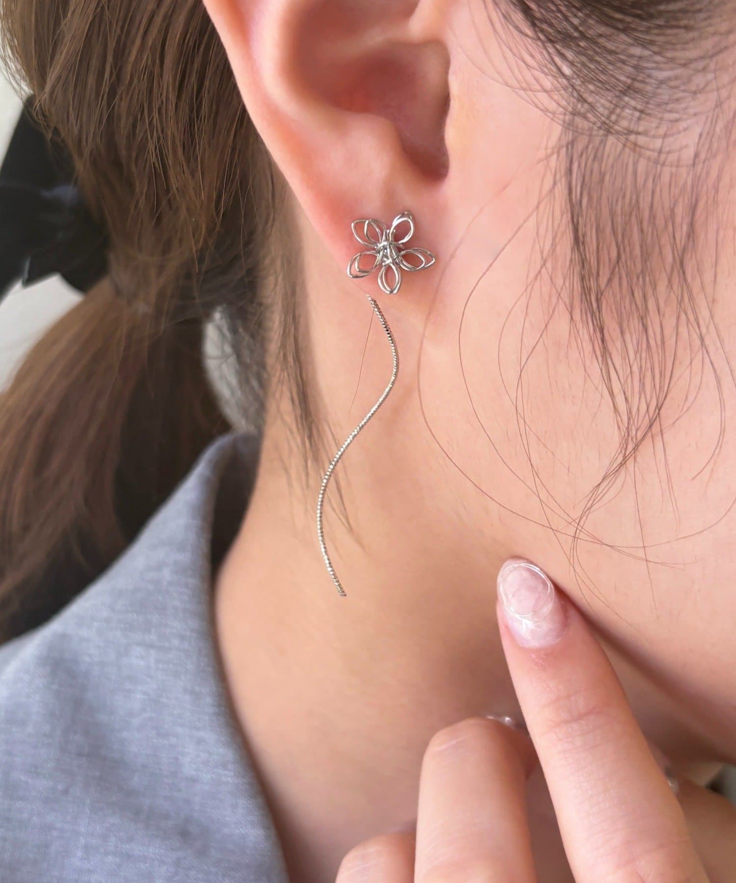 Lattice(ラティス) フラワーメメタルピアス