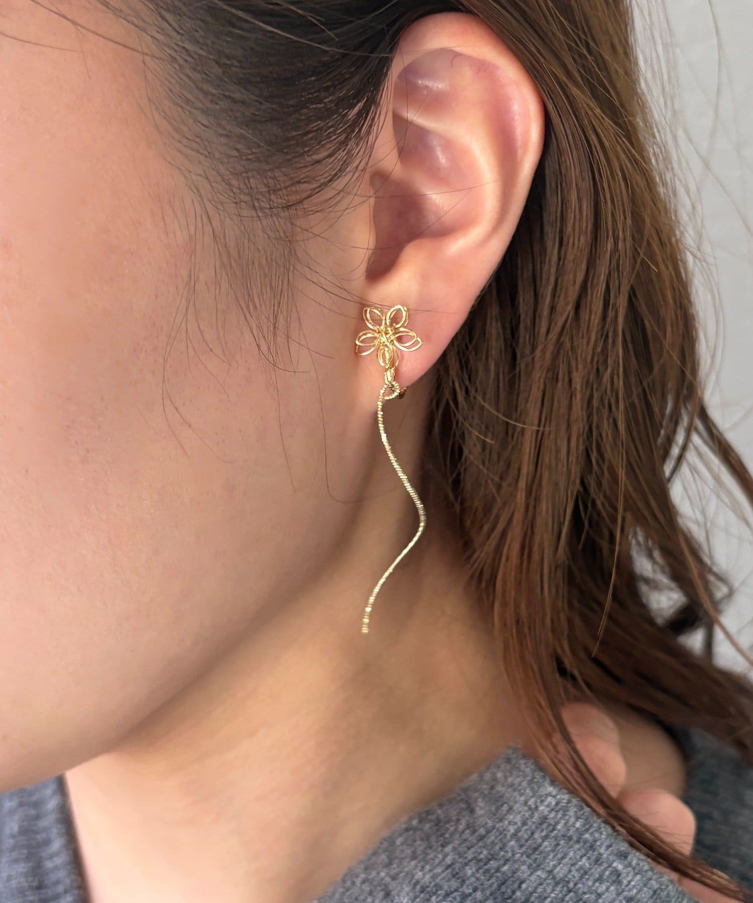 Lattice(ラティス) フラワーメタルイヤリング