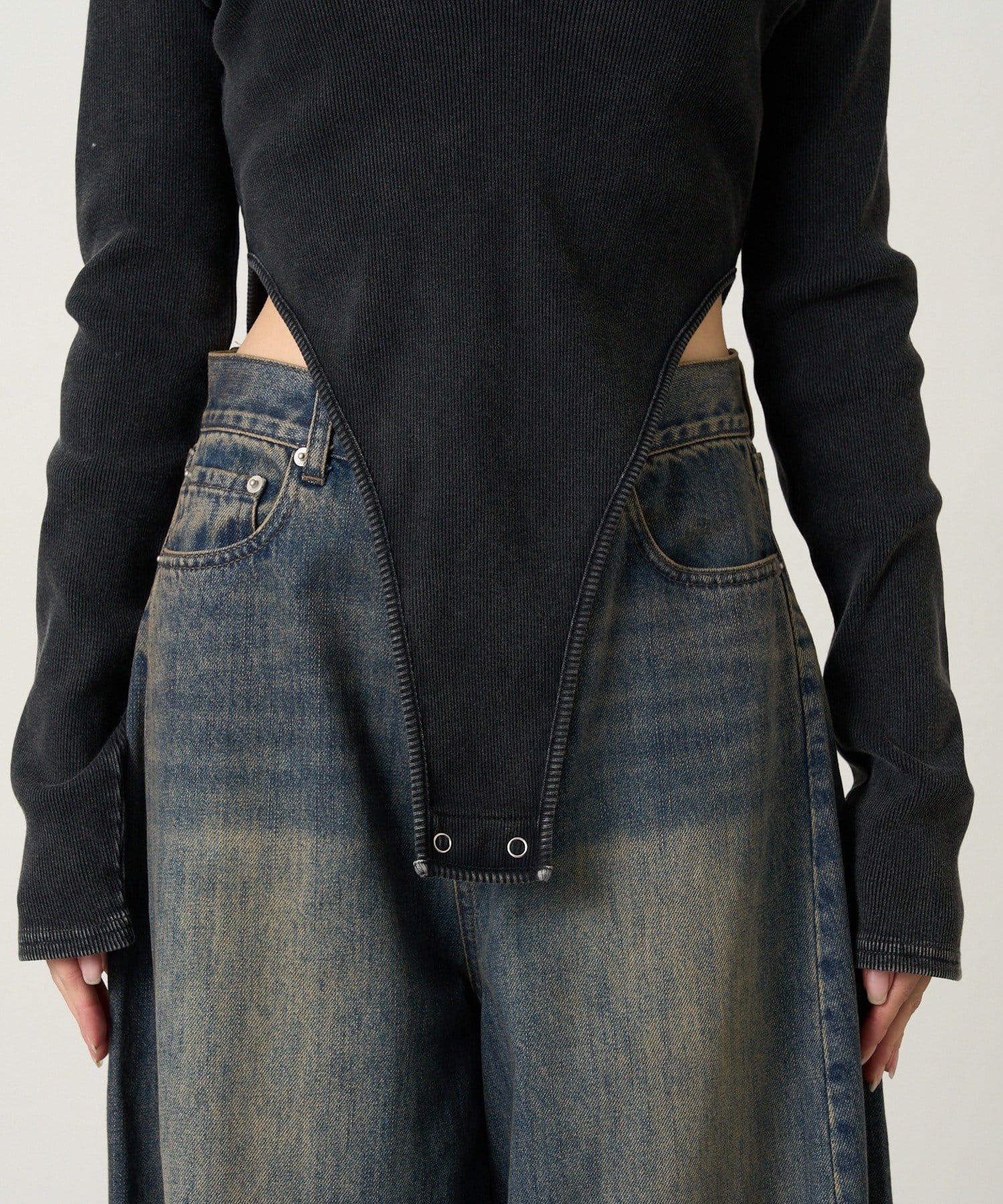 mline(エムライン) [mline]カットボディースーツ