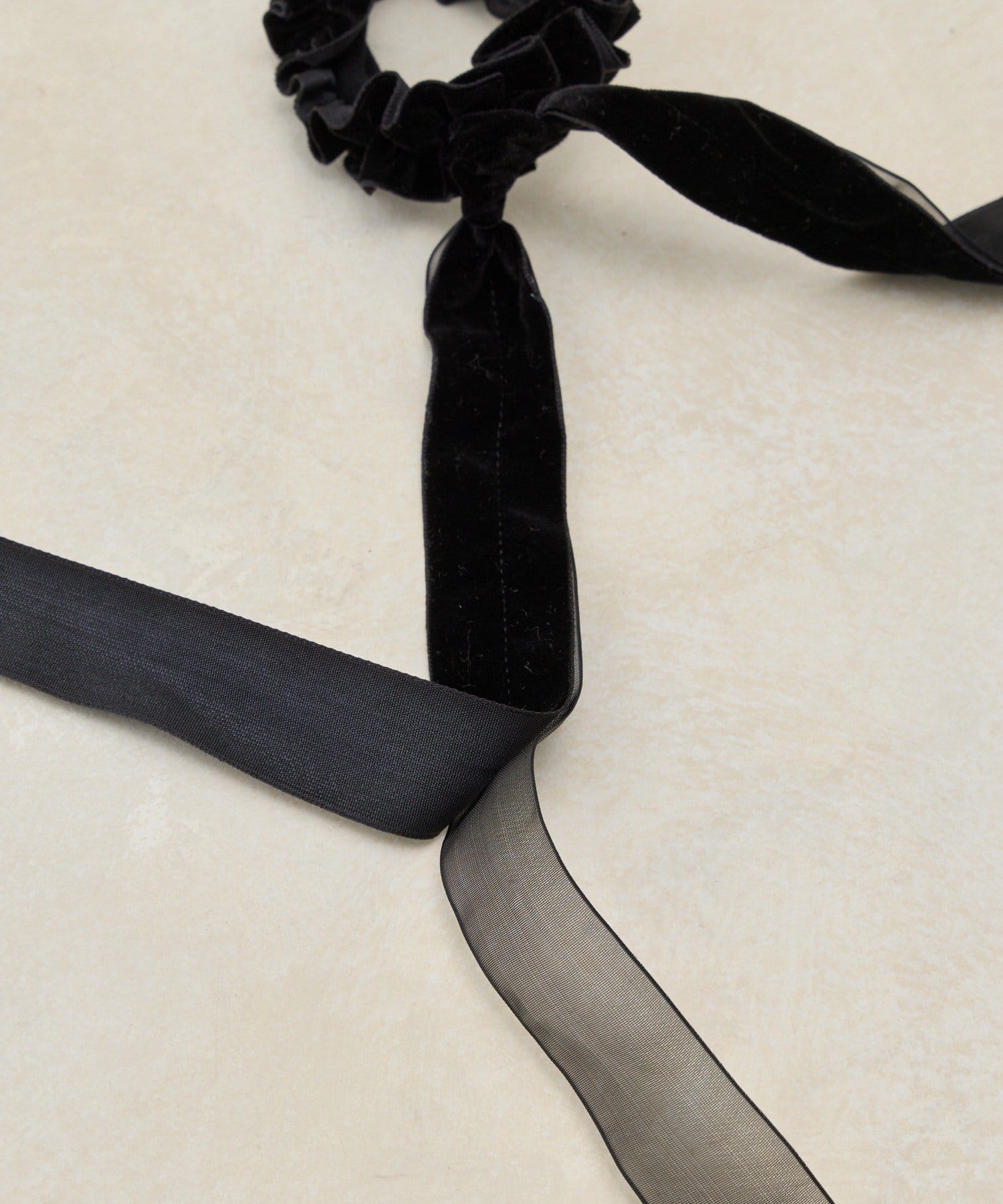 Lattice(ラティス) 【1/1 11:00～販売開始】【keeco企画】ベロアロングリボンシュシュ