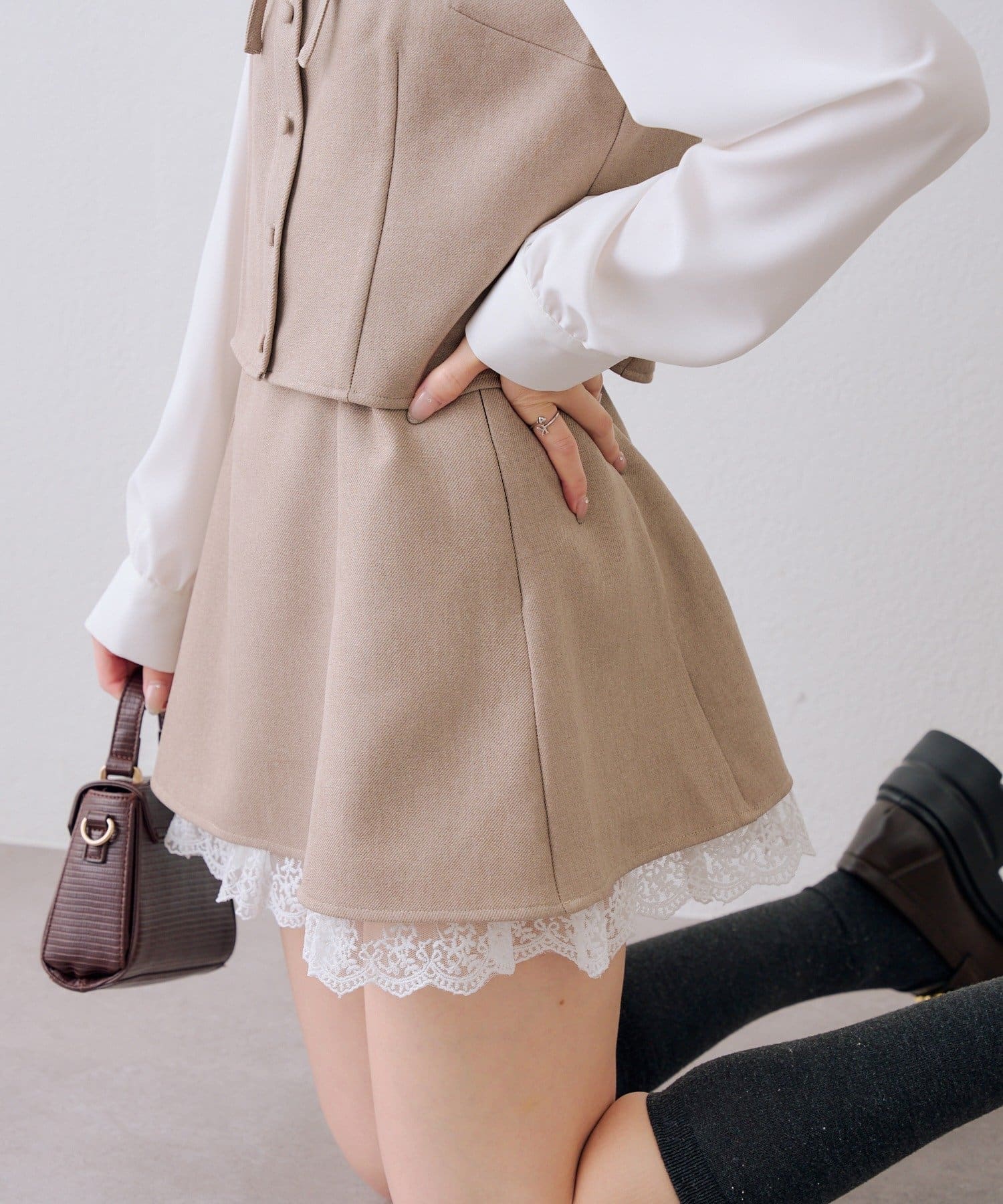 NICE CLAUP / OLIVE des OLIVE OUTLET(ナイスクラップ  / オリーブ デ オリーブ アウトレット) 【continuer】【SETUP】裾レースミニスカート