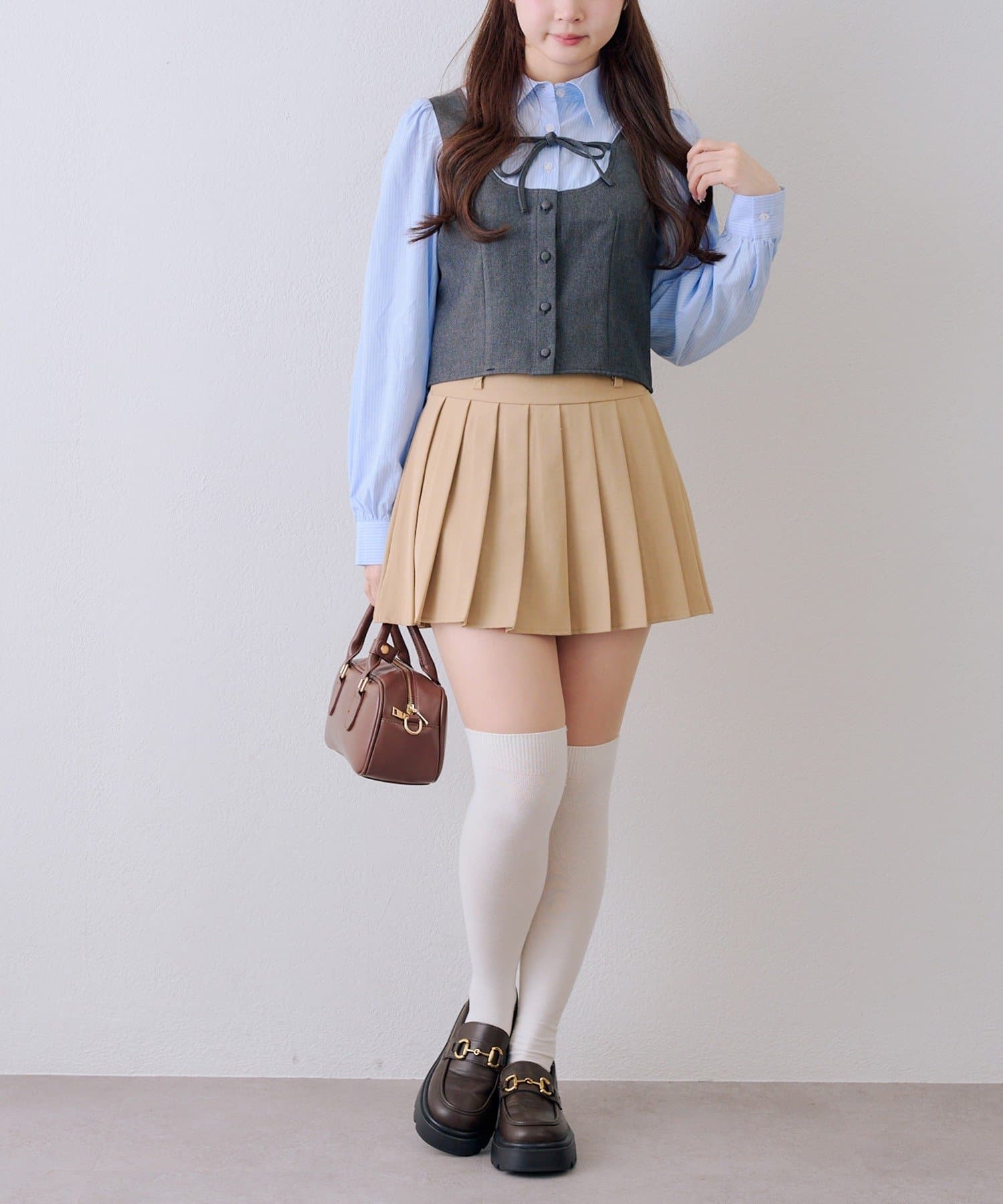 NICE CLAUP / OLIVE des OLIVE OUTLET(ナイスクラップ  / オリーブ デ オリーブ アウトレット) 【continuer】【SETUP】ドッキングリボンブラウス