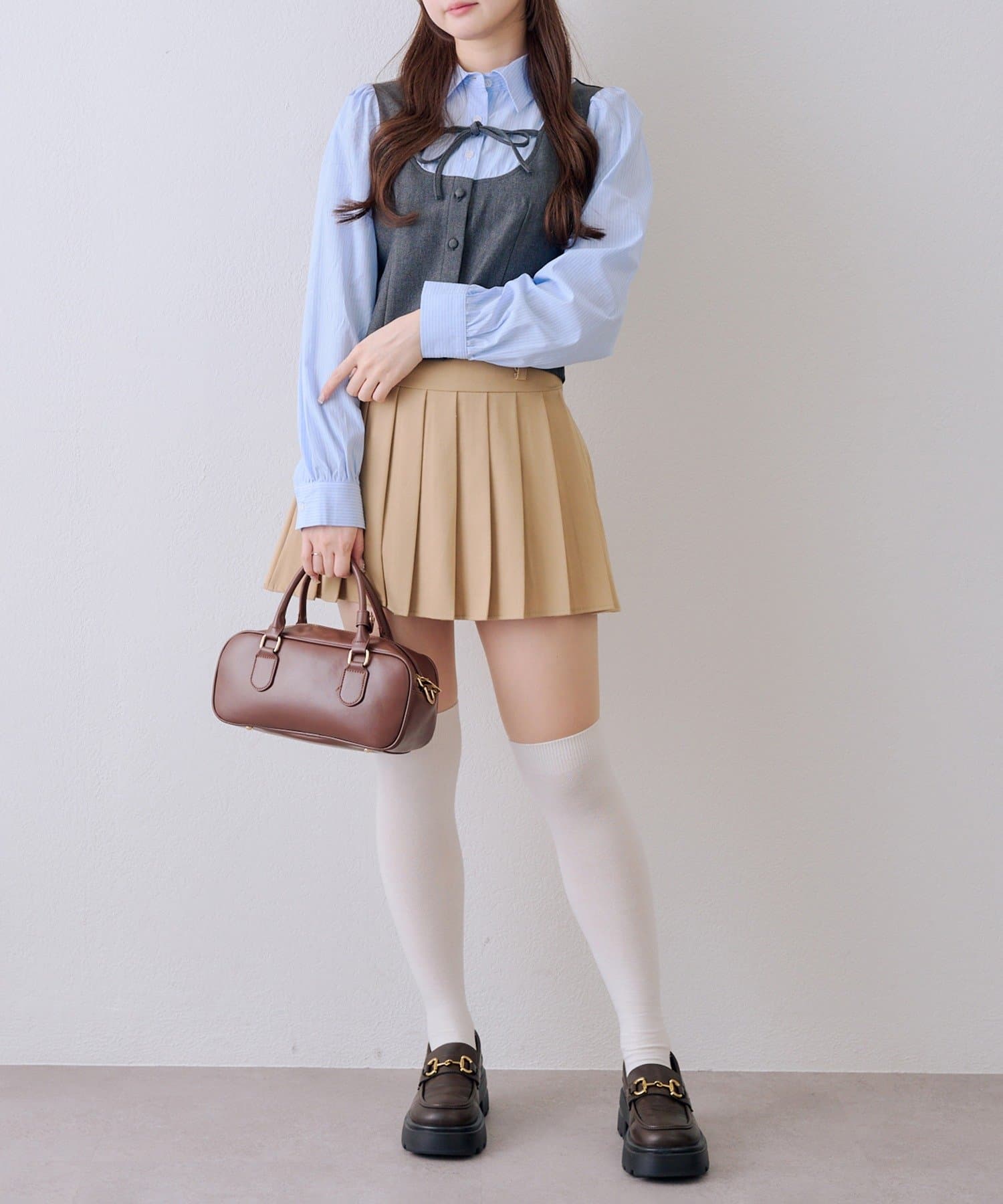 NICE CLAUP / OLIVE des OLIVE OUTLET(ナイスクラップ  / オリーブ デ オリーブ アウトレット) 【continuer】【SETUP】ドッキングリボンブラウス