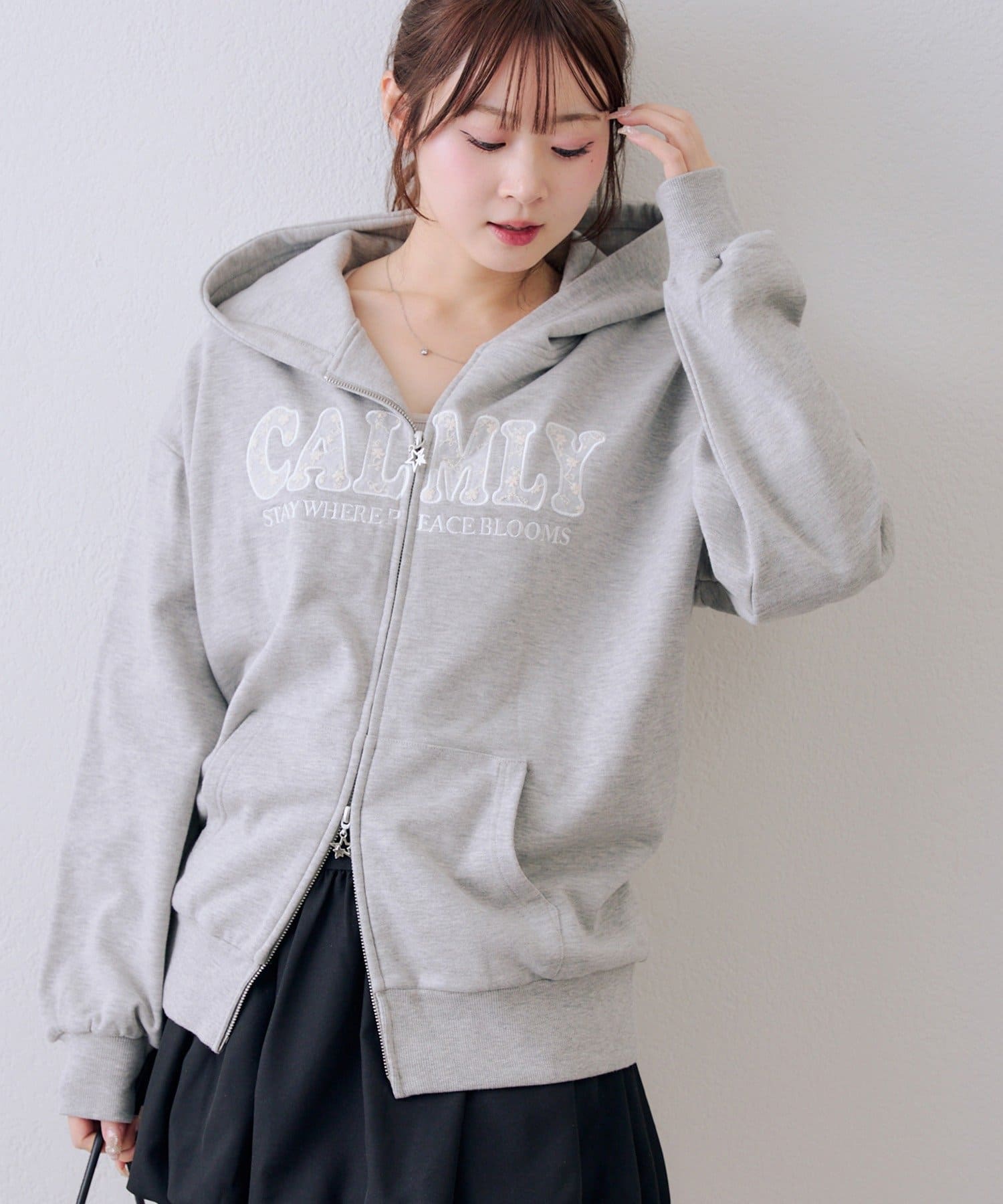 RMAF】レースロゴ丈違いパーカー | NICE CLAUP / OLIVE des OLIVE