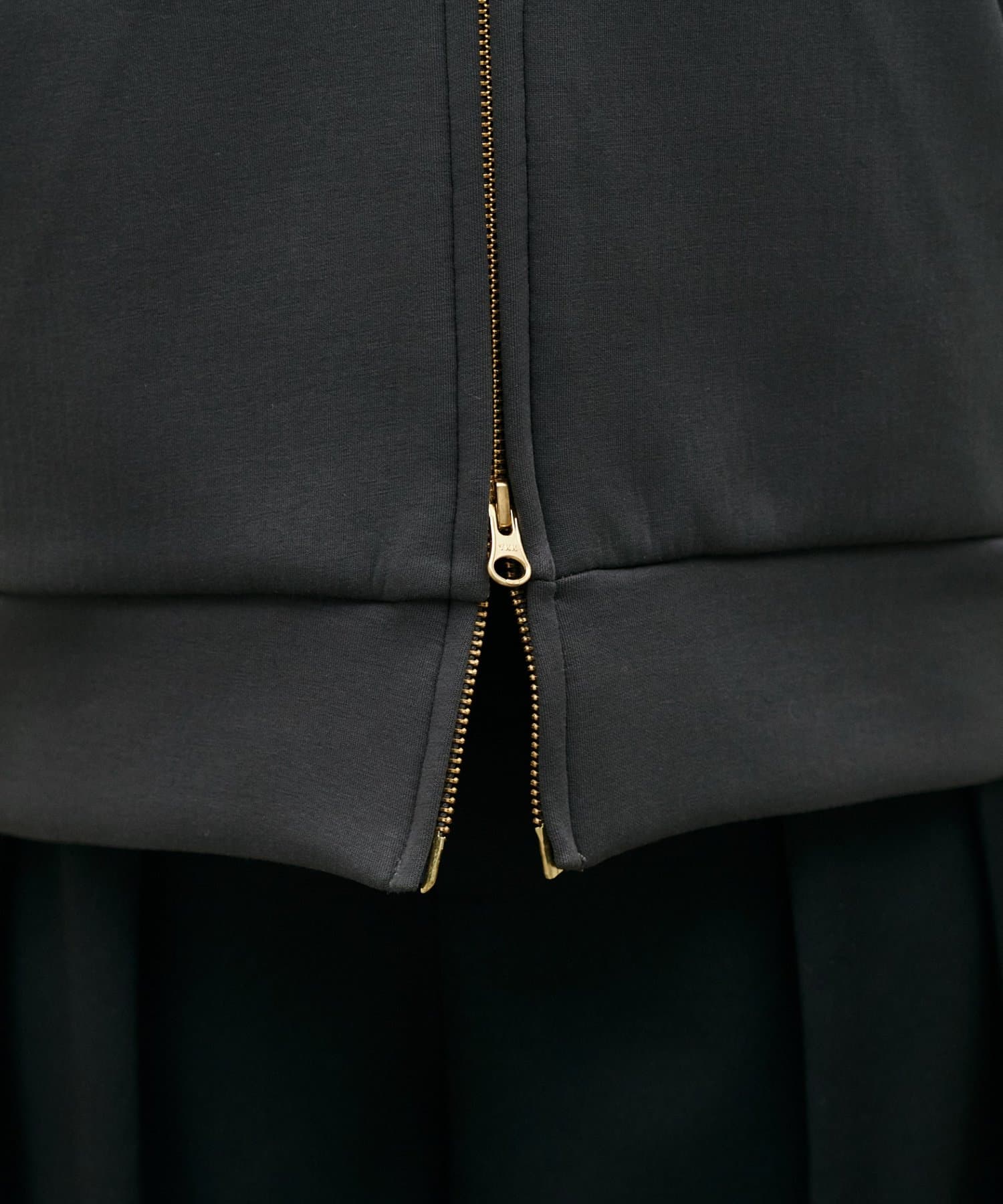 LARUTA(ラルータ) ダンボールフードZIP付きプルオーバー