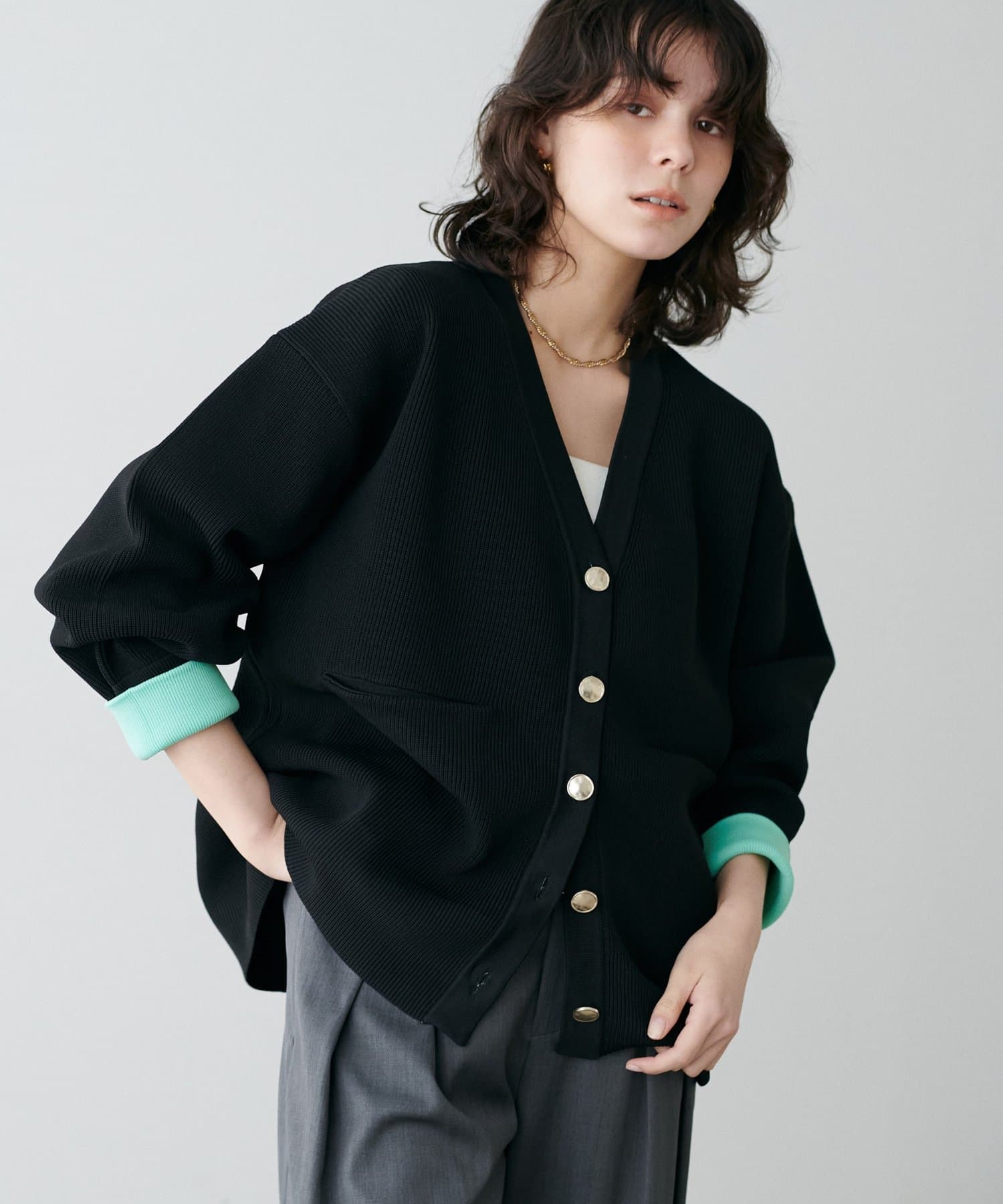 LARUTA(ラルータ) 配色ポリミドル金ボタンカーデ