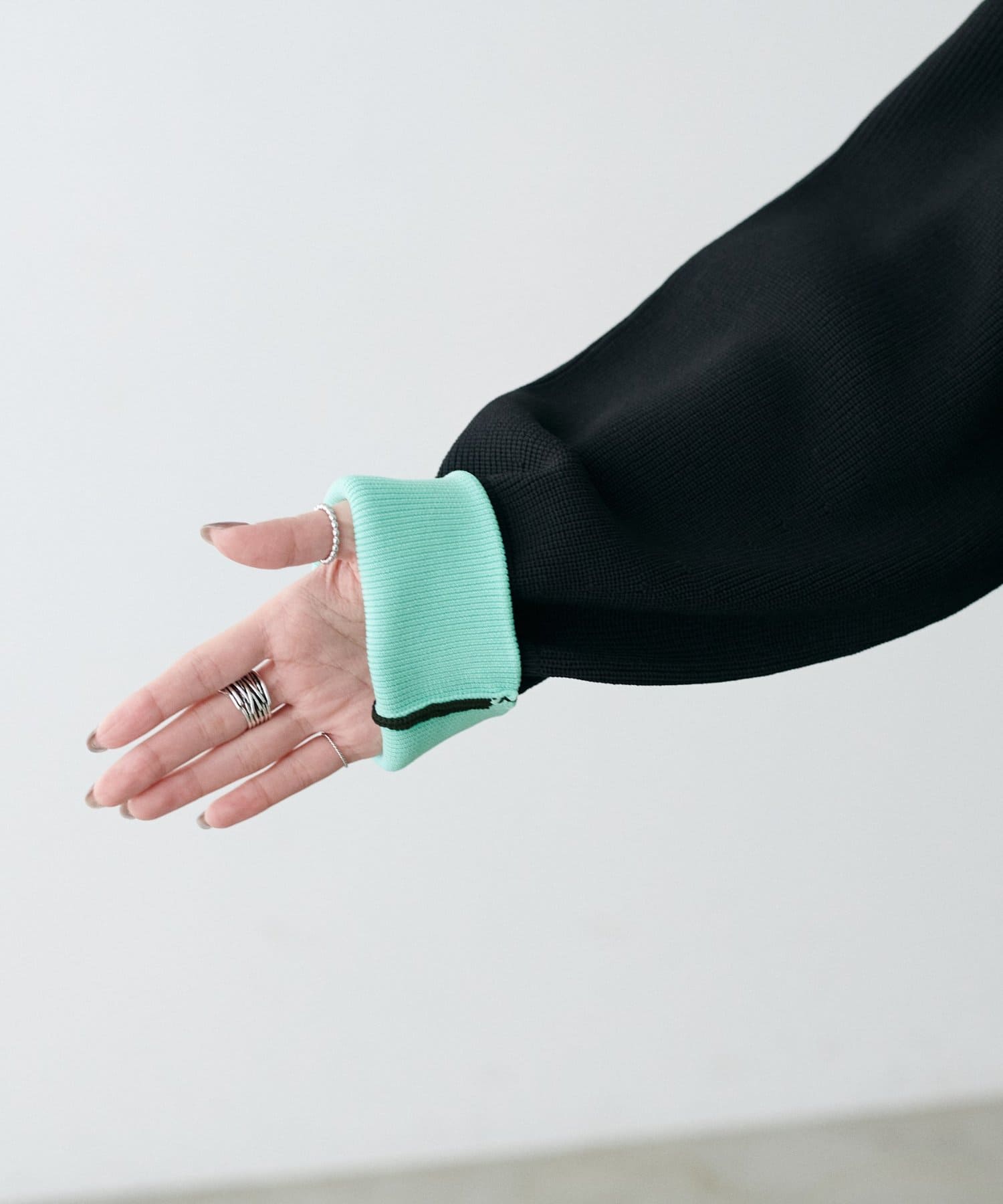 LARUTA(ラルータ) 配色ポリミドル金ボタンカーデ