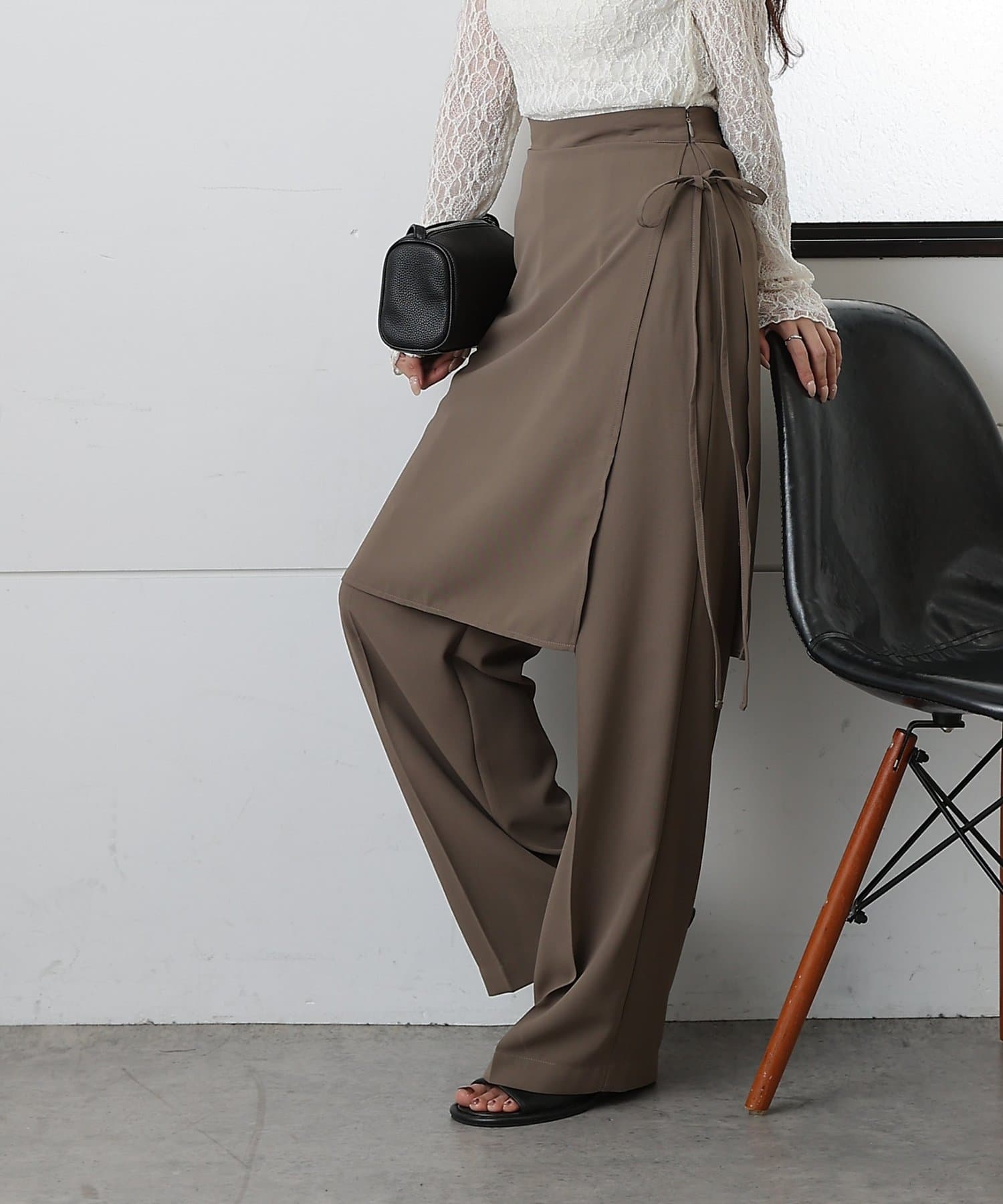 COLONY 2139(コロニー トゥーワンスリーナイン) スカートレイヤードスラックス