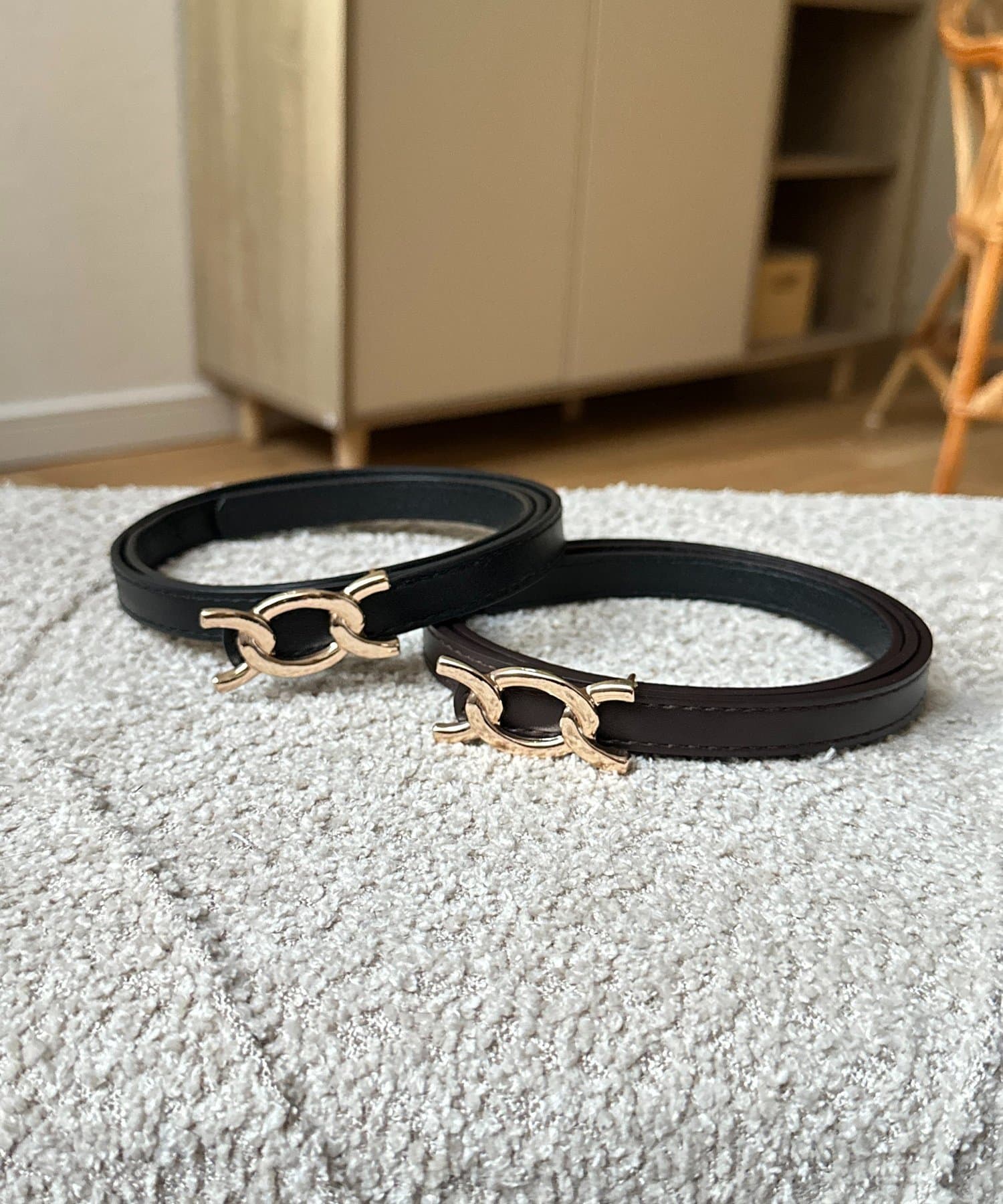 Thevon.(ゼヴォン) 変形バックルベルト