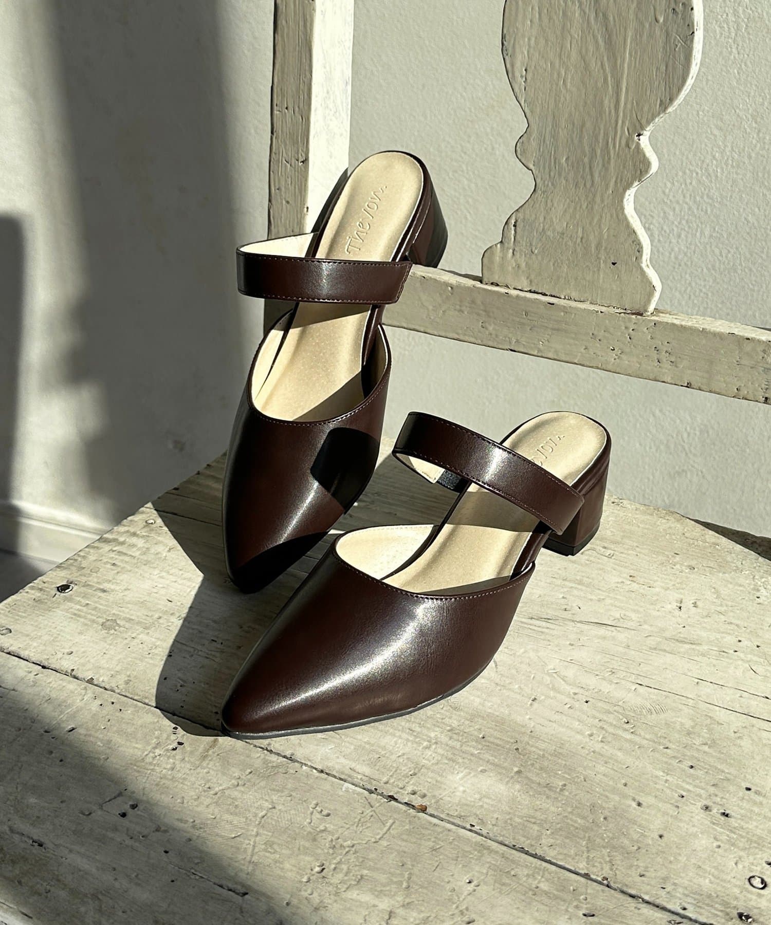 Thevon.(ゼヴォン) ベルトミュール