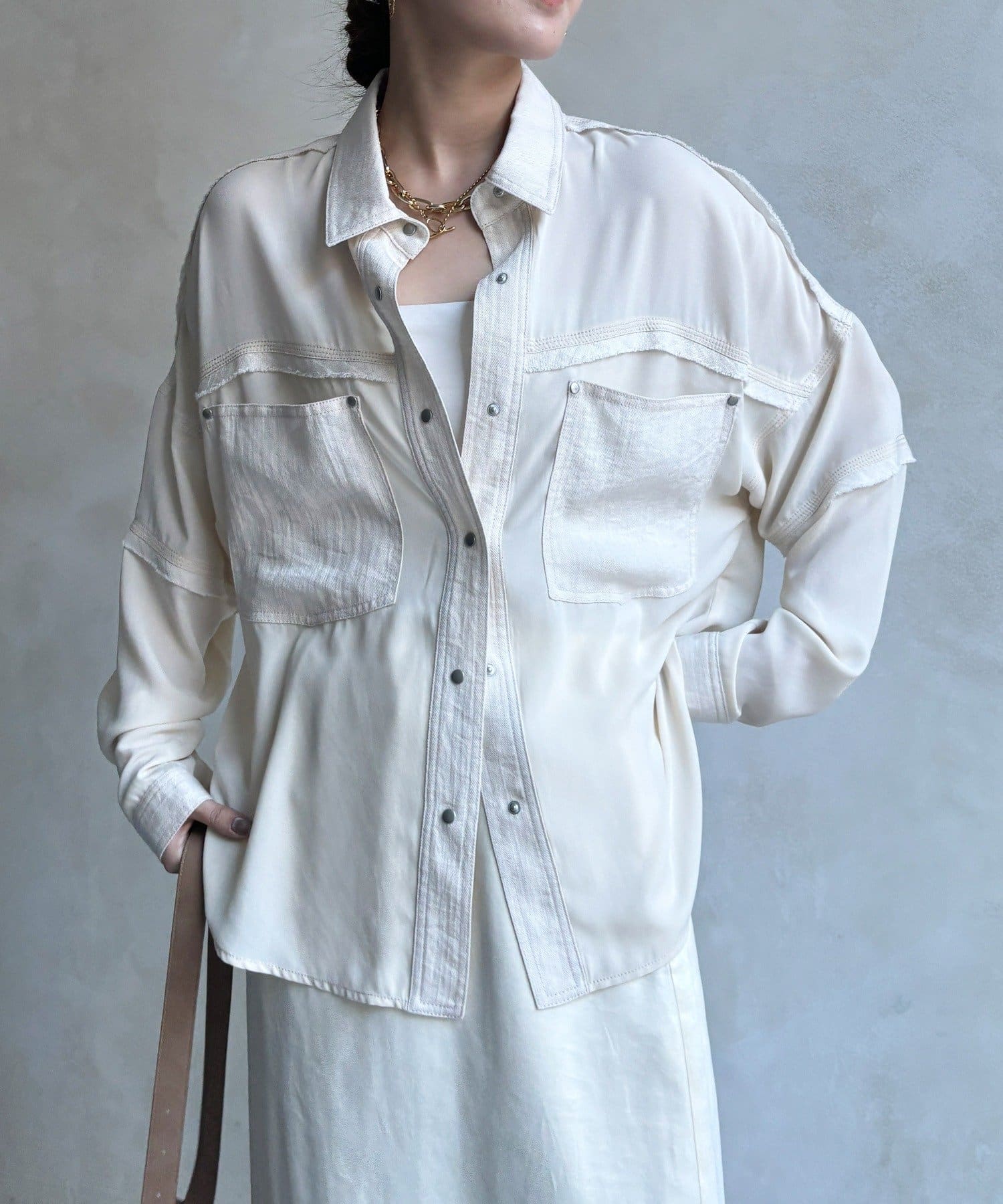 DOUDOU(ドゥドゥ) 【WEB限定】異素材切替テープブラウス