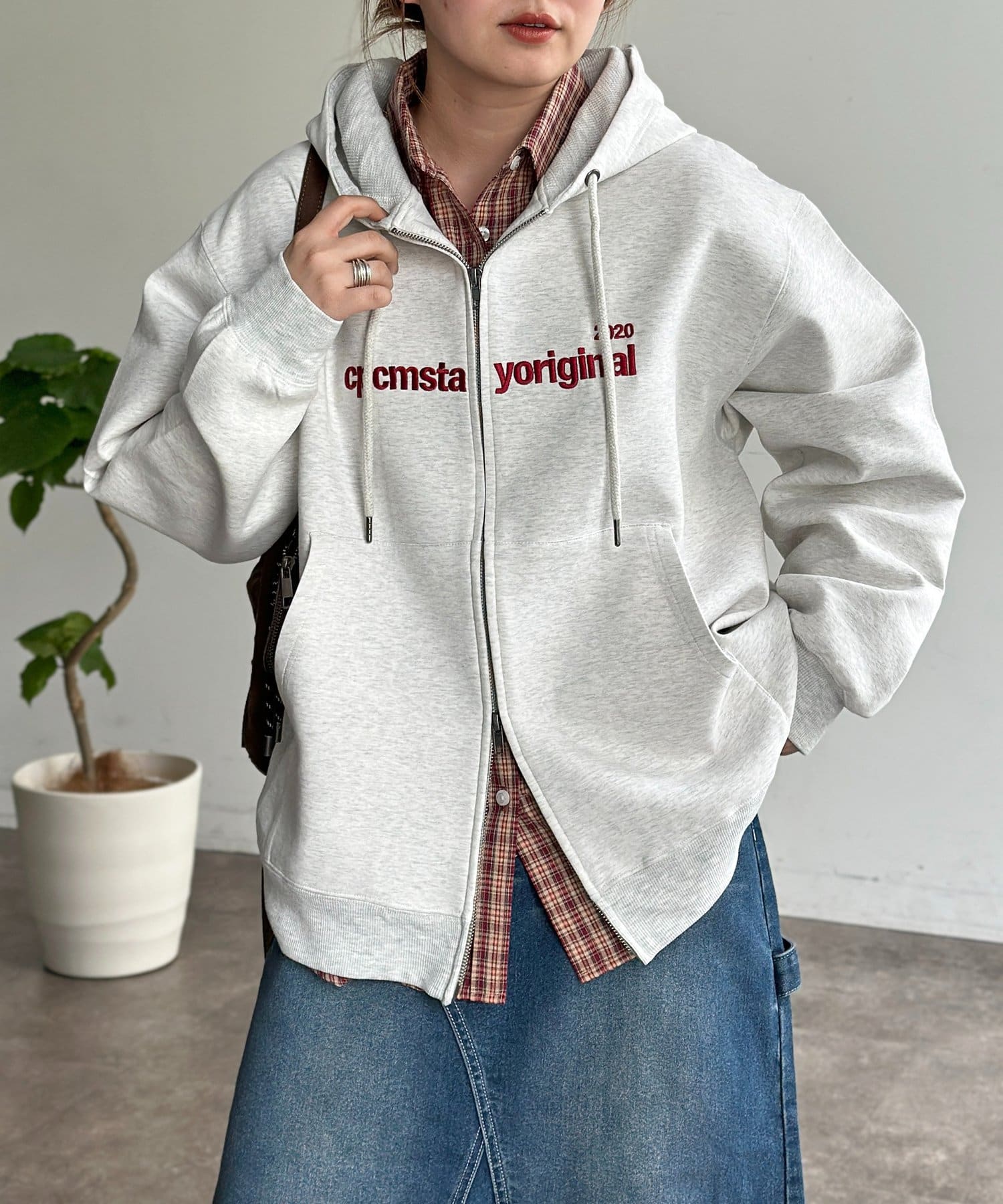 CPCM(シーピーシーエム) パウダー加工ダンボールジップパーカー