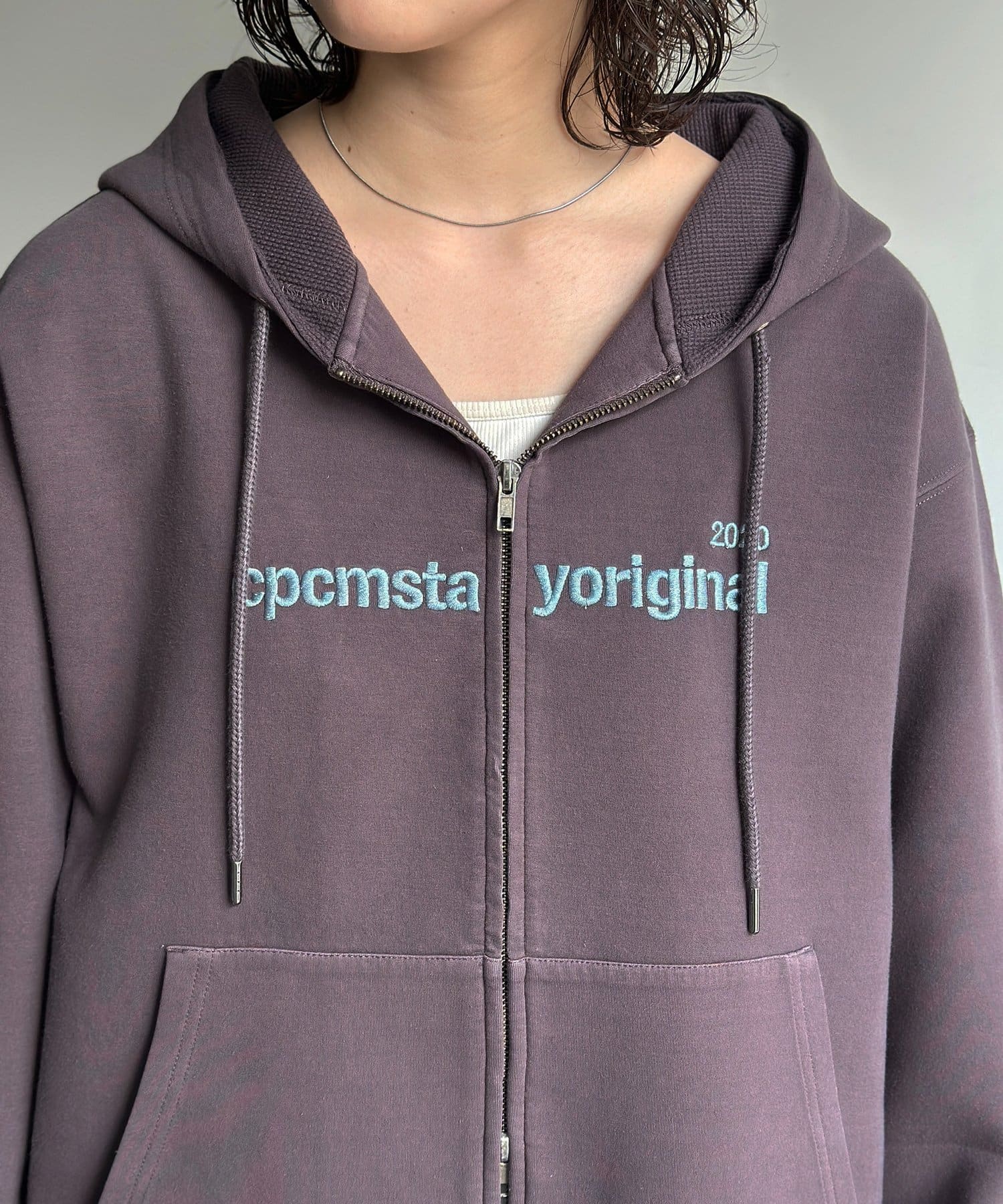 CPCM(シーピーシーエム) パウダー加工ダンボールジップパーカー