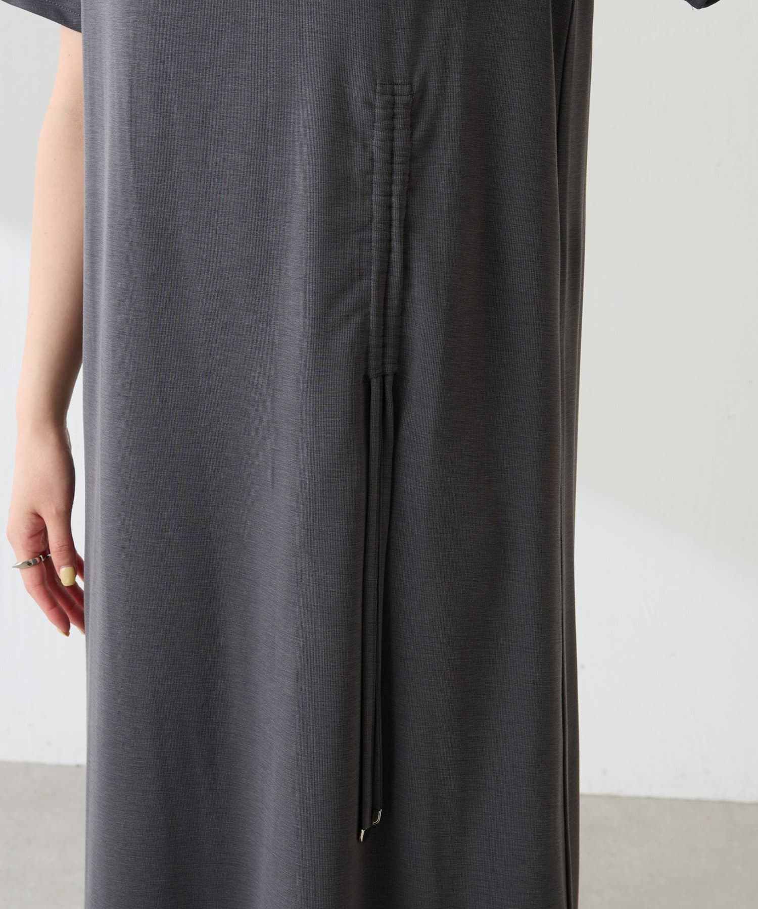 COLLAGE GALLARDAGALANTE(コラージュ ガリャルダガランテ) 【接触冷感】フロントドロストカットワンピース