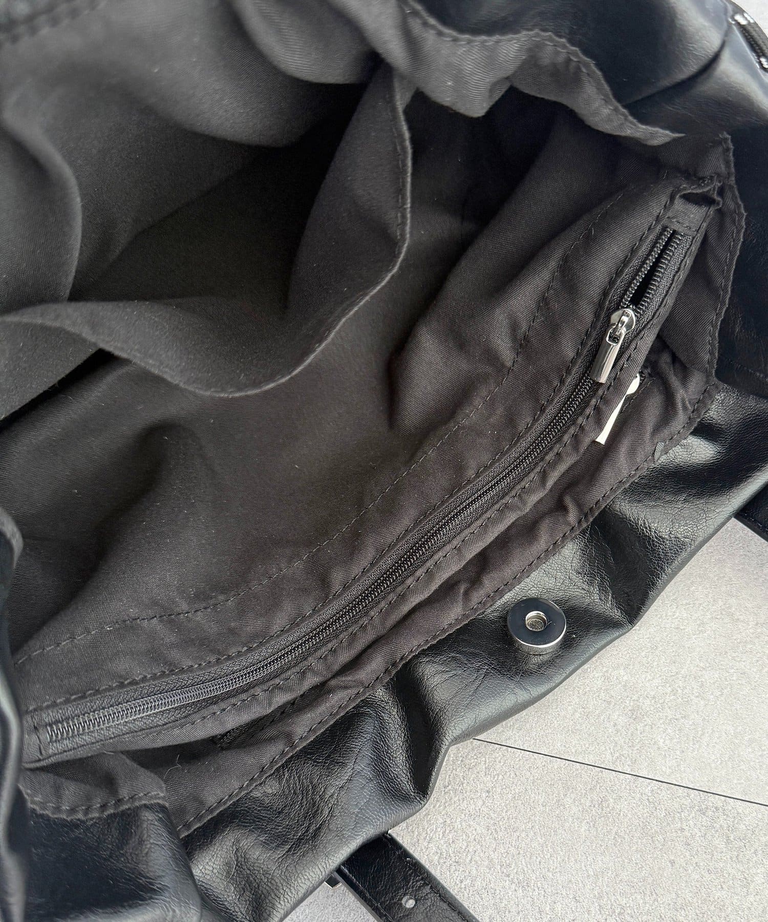 CPCM(シーピーシーエム) 巾着レザーボストンバッグ