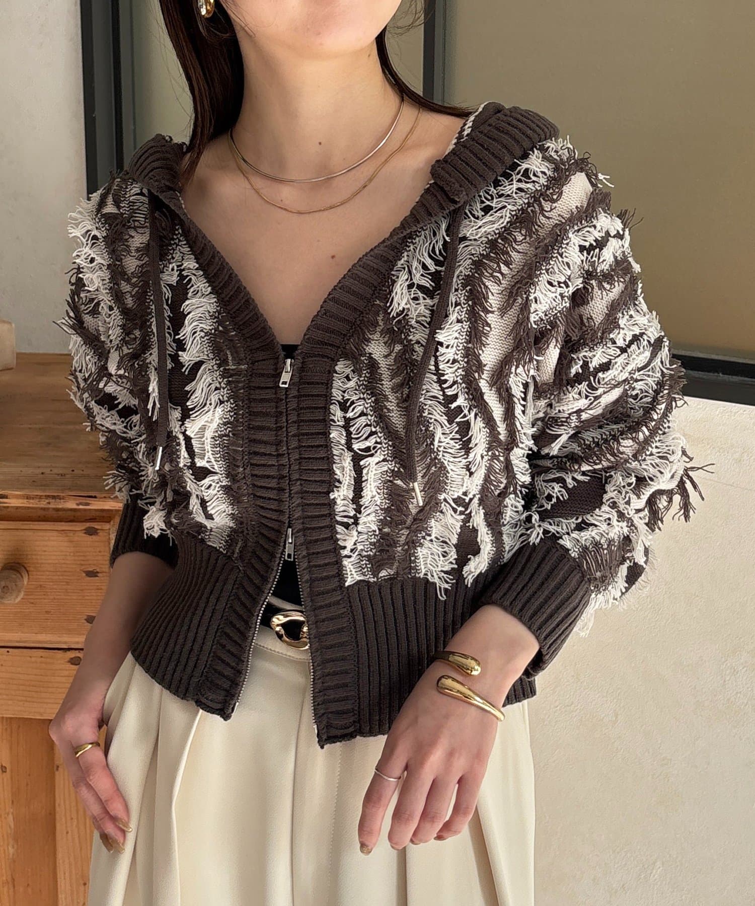 Thevon.(ゼヴォン) フリンジWジップフードカーディガン