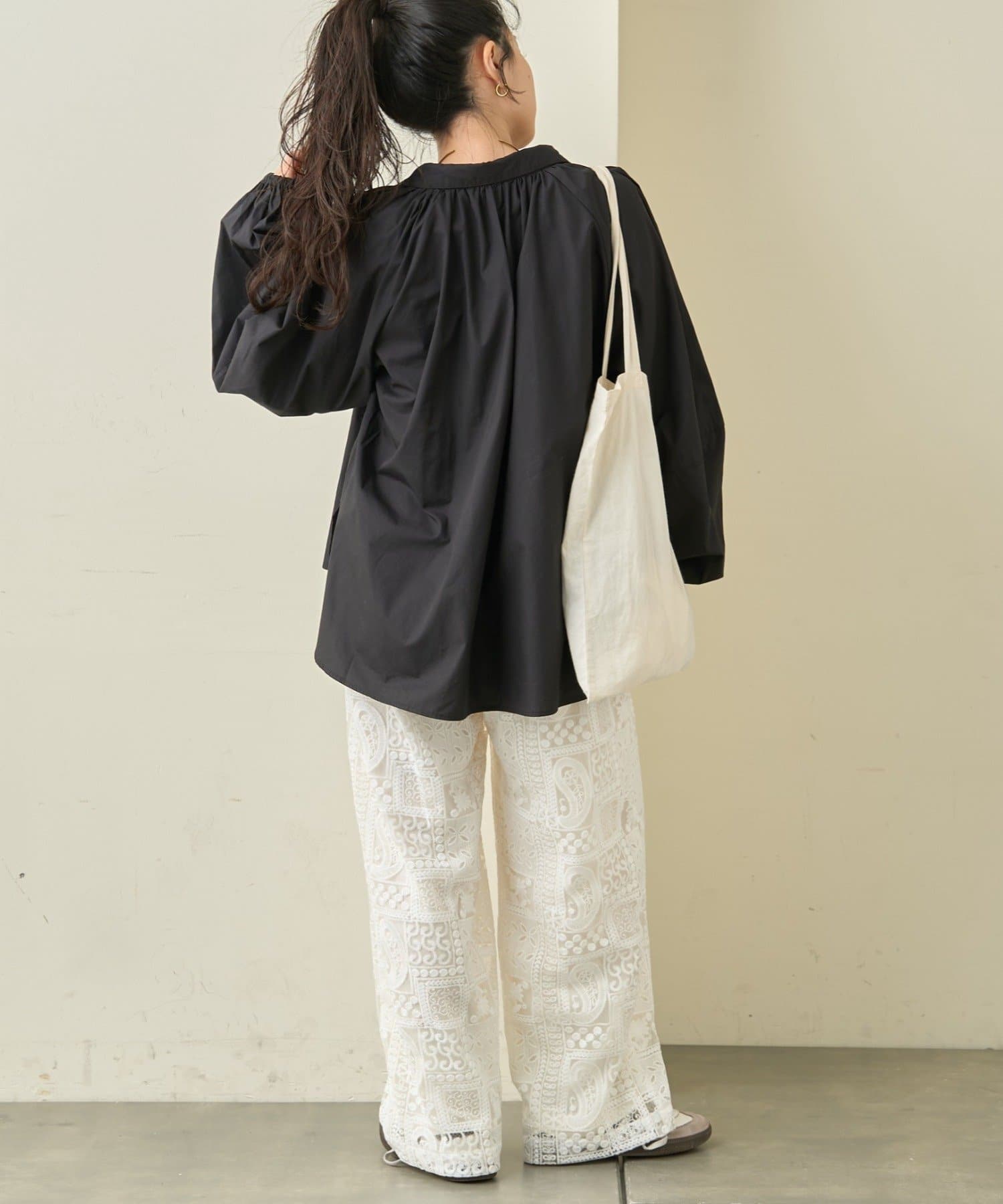 CIAOPANIC TYPY(チャオパニックティピー) ≪26SS展示会アイテム≫レースアップボリュームスリーブブラウス