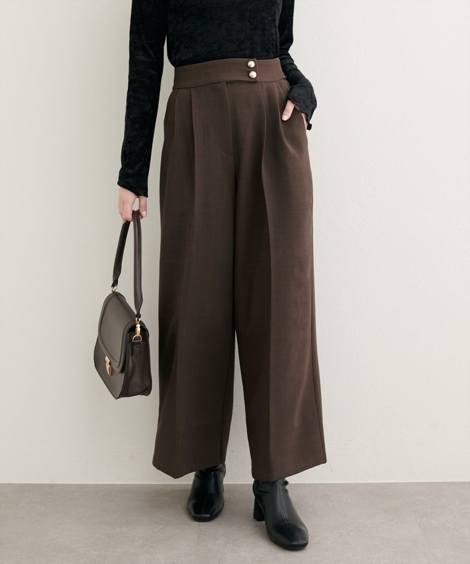 NICE CLAUP / OLIVE des OLIVE OUTLET(ナイスクラップ  / オリーブ デ オリーブ アウトレット) 【natural couture】釦タックワイドパンツ