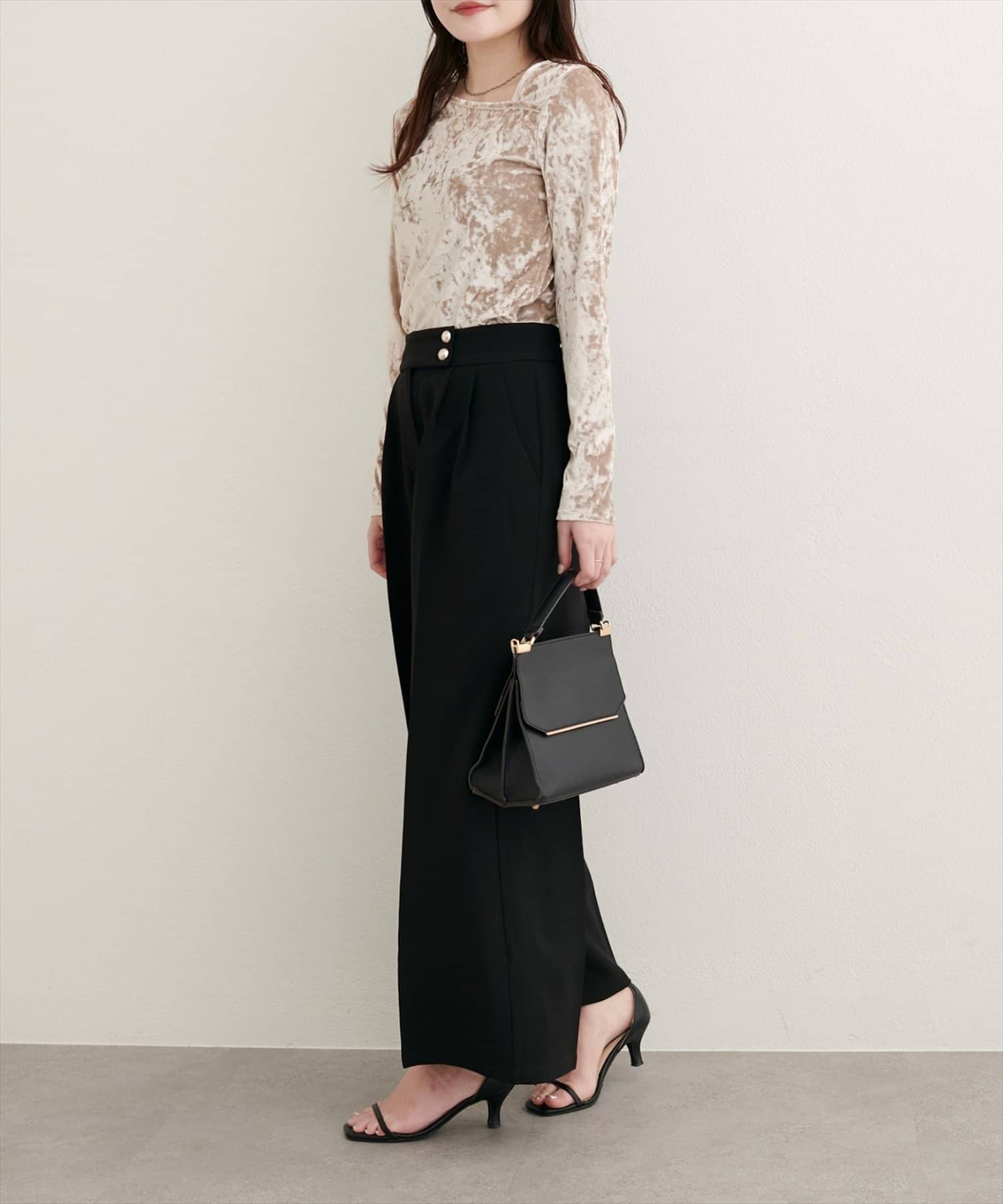 NICE CLAUP / OLIVE des OLIVE OUTLET(ナイスクラップ  / オリーブ デ オリーブ アウトレット) 【natural couture】釦タックワイドパンツ