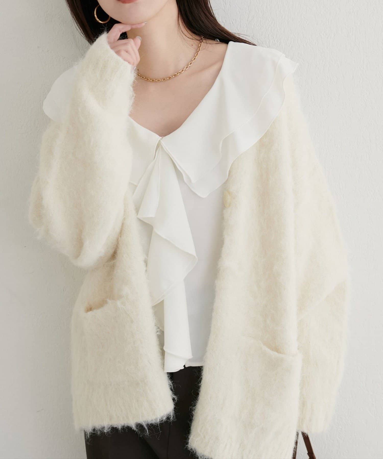 NICE CLAUP / OLIVE des OLIVE OUTLET(ナイスクラップ  / オリーブ デ オリーブ アウトレット) 【natural couture】ラッフル衿キャンディスリーブブラウス