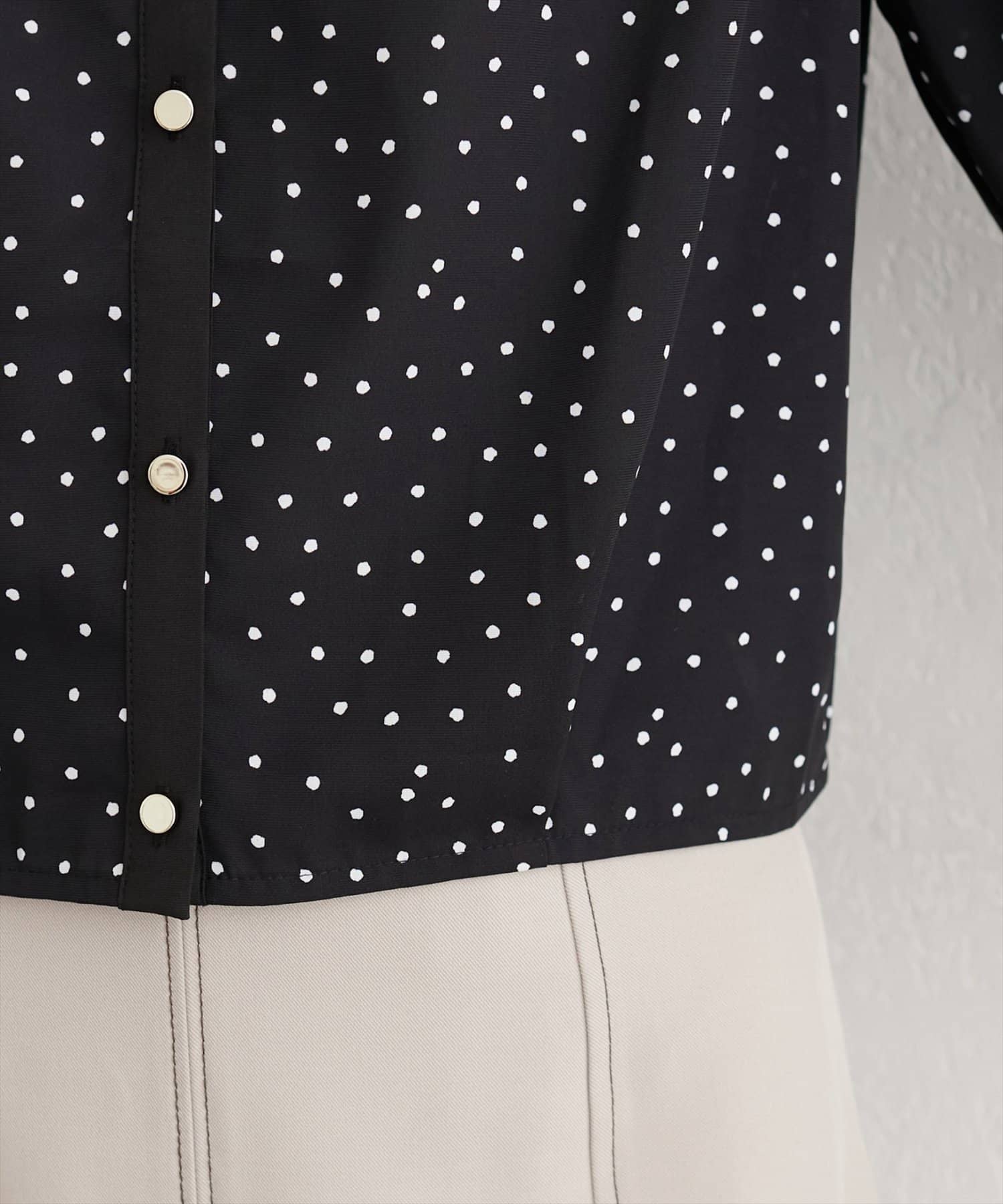 NICE CLAUP / OLIVE des OLIVE OUTLET(ナイスクラップ  / オリーブ デ オリーブ アウトレット) 【natural couture】タックヘム羽織ブラウス