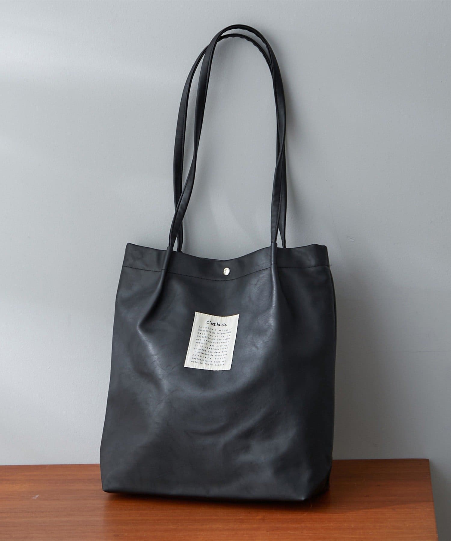 Remind me and forever(リマインドミーアンドフォーエバー) 【A4サイズ収納◎】合皮ハンドルタックトート