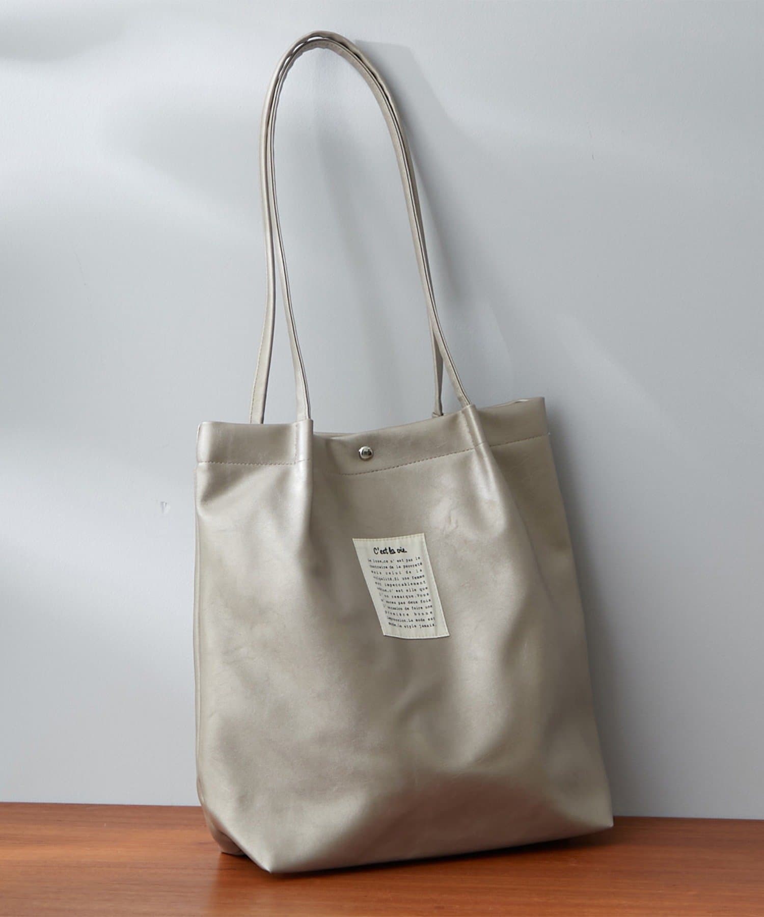 Remind me and forever(リマインドミーアンドフォーエバー) 【A4サイズ収納◎】合皮ハンドルタックトート