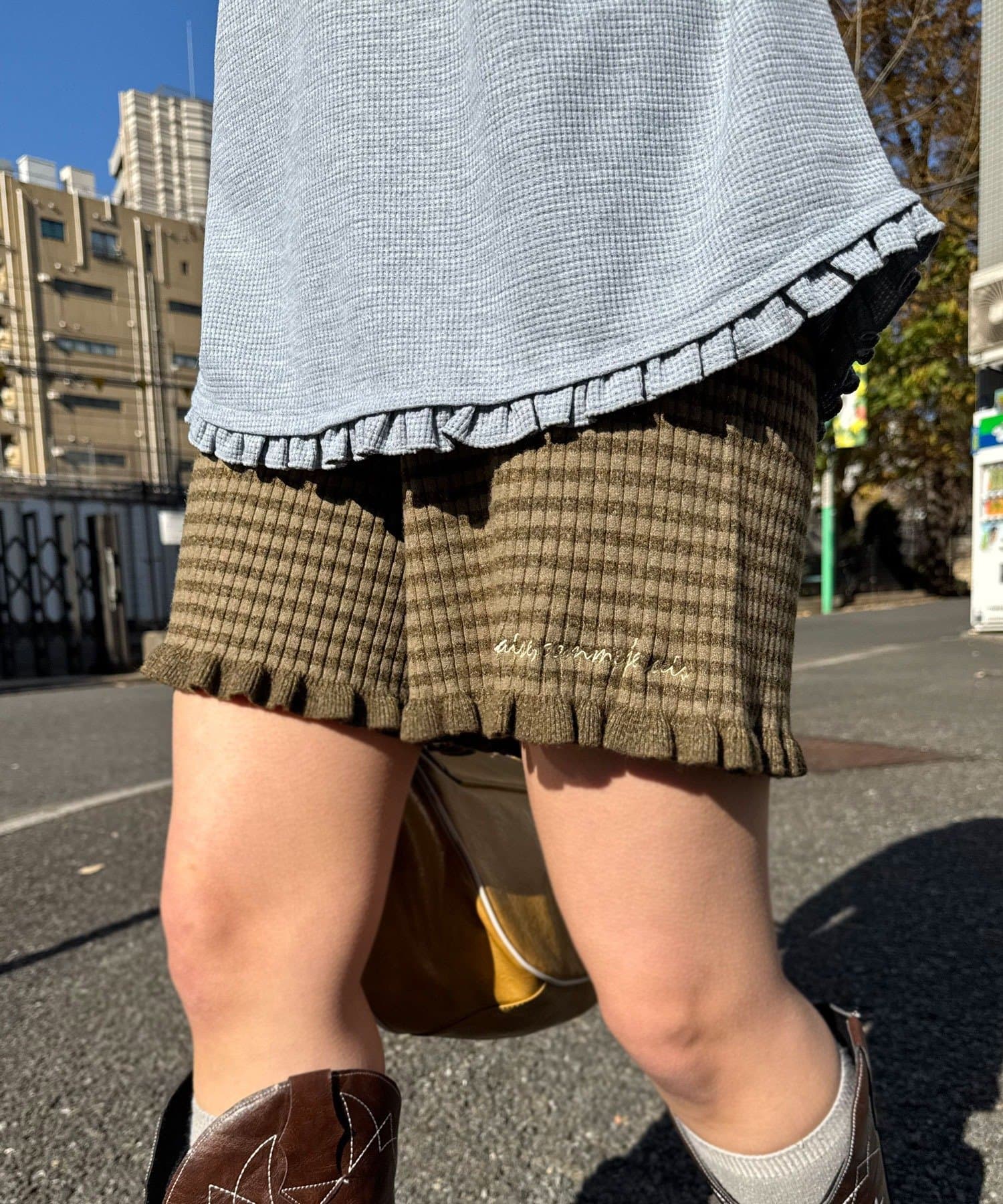 CIAOPANIC(チャオパニック) リブニットフリルショートパンツ