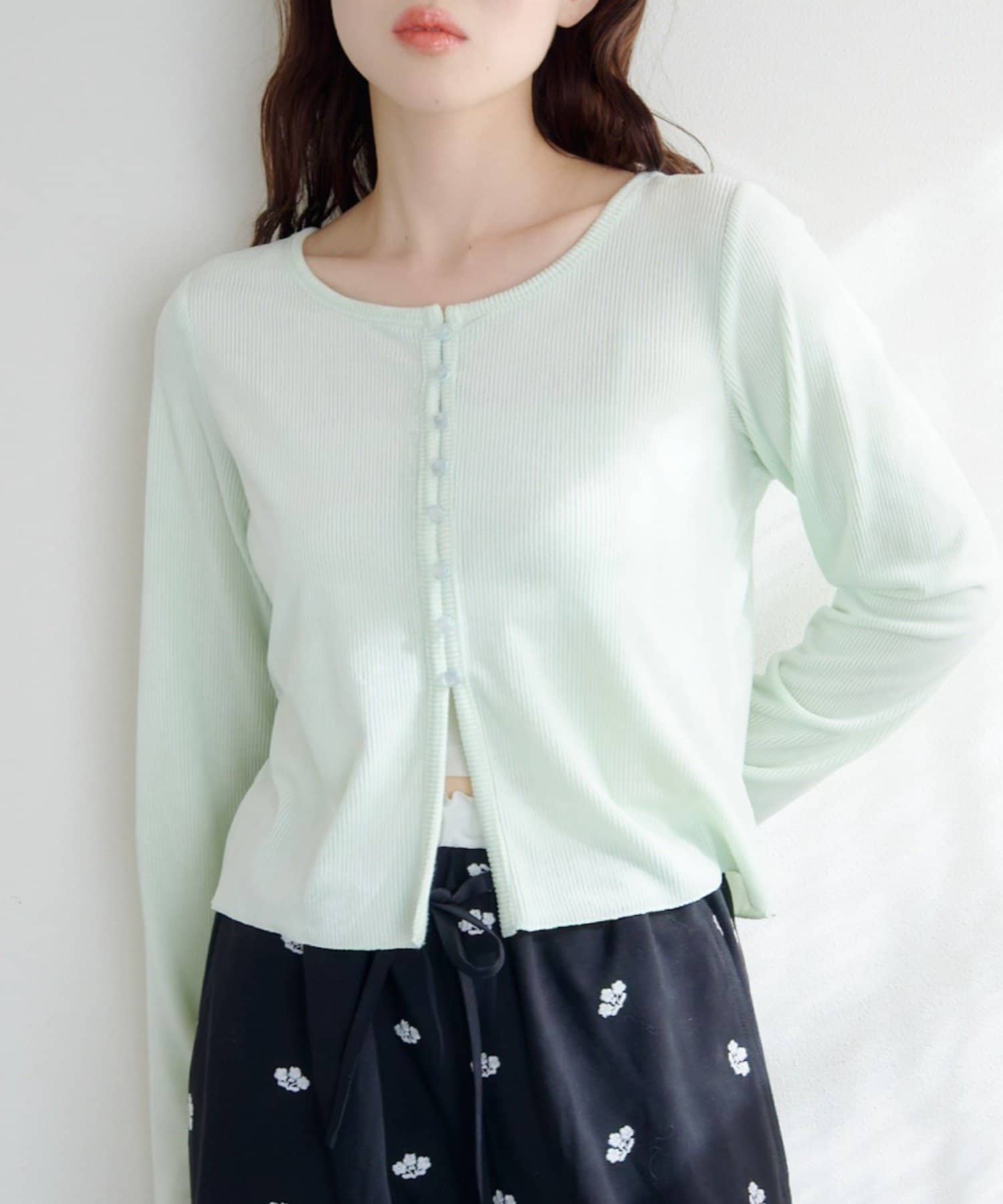 Kastane(カスタネ) カットベロアボタンカーディガン