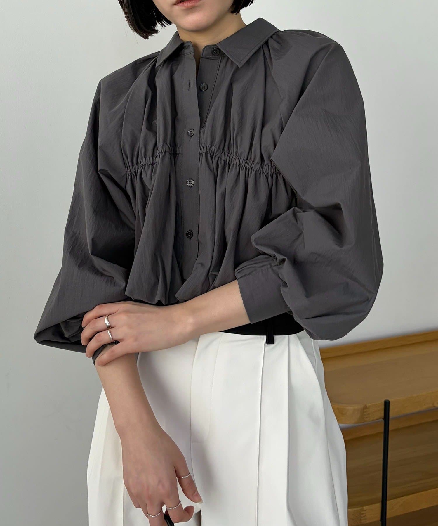 CAPRICIEUX LE'MAGE(カプリシュレマージュ) バルーンクロップシャツ