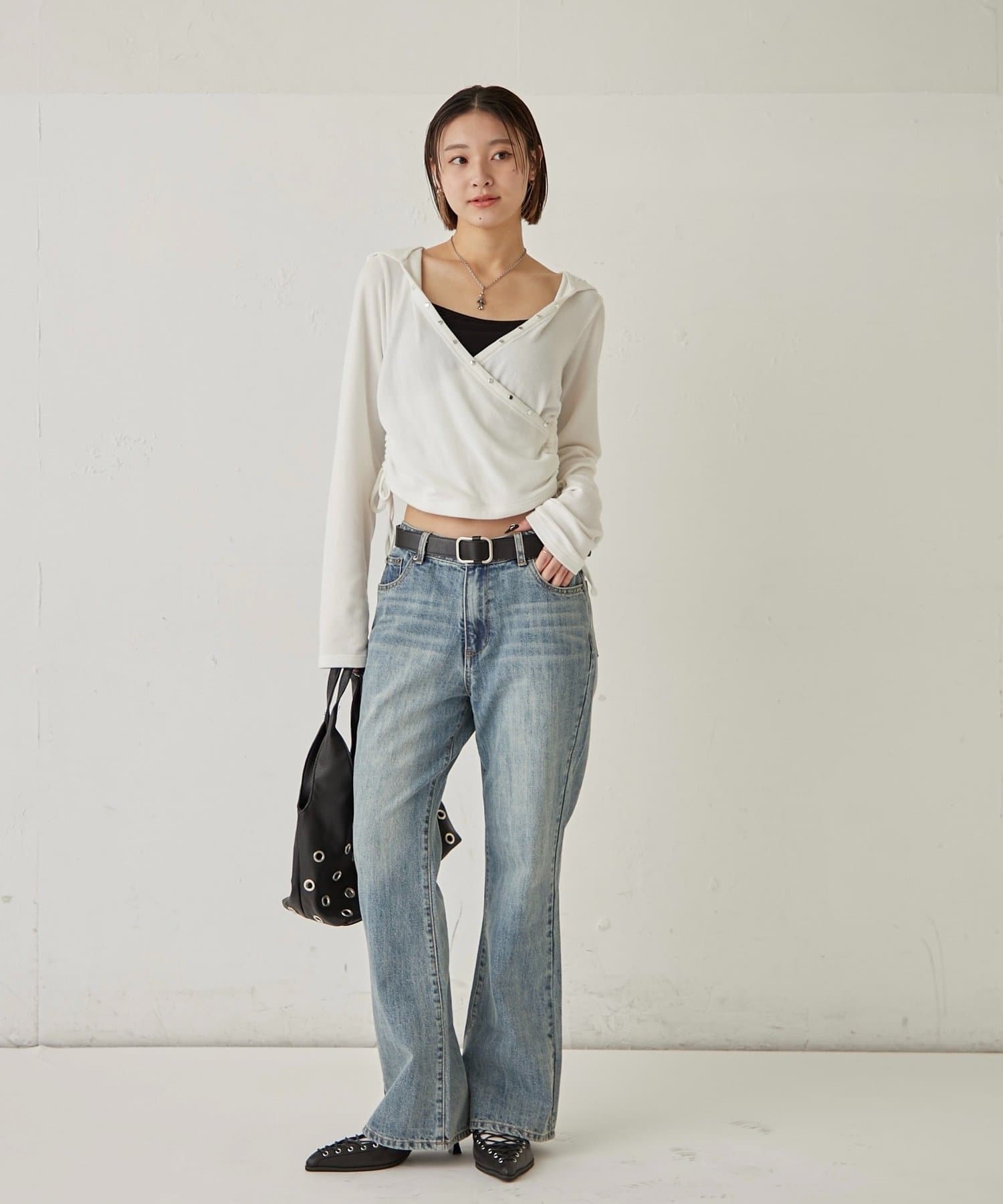 WHO’S WHO gallery(フーズフーギャラリー) DENIM TIGHT FLARE PANTS