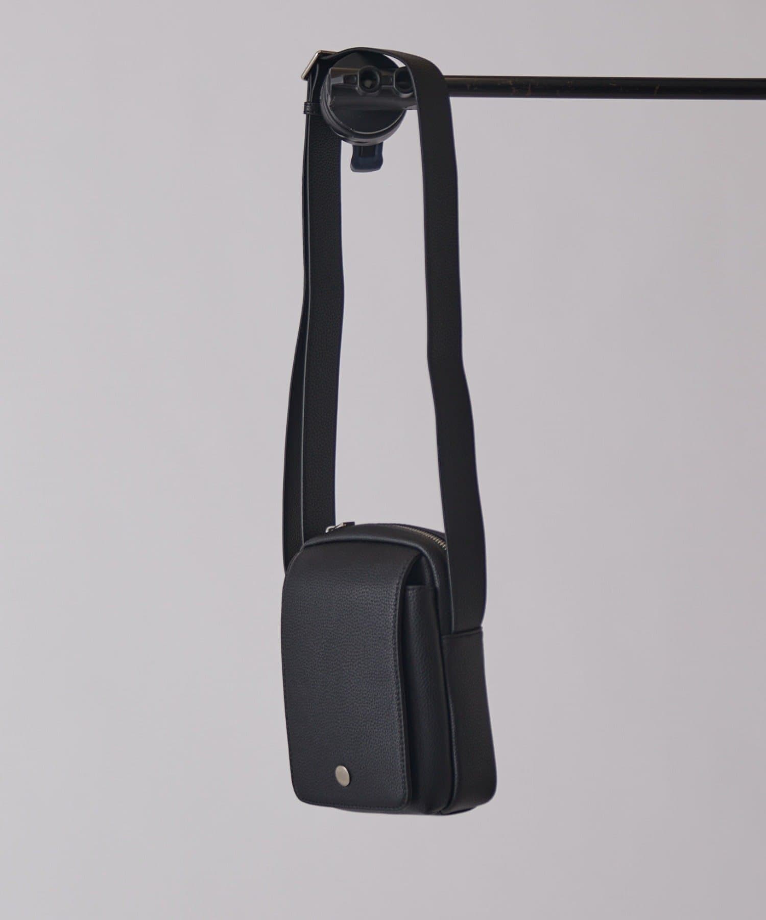 Lui's(ルイス) レザーフラップバッグS