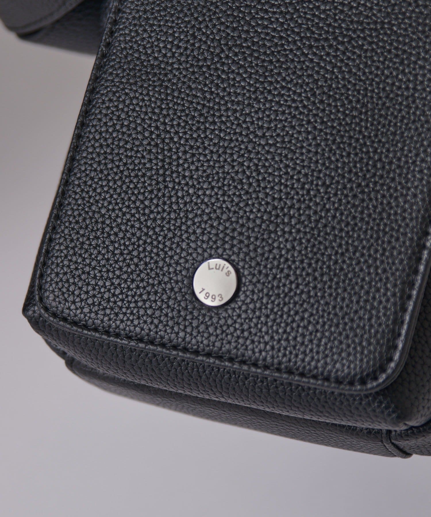 Lui's(ルイス) レザーフラップバッグS