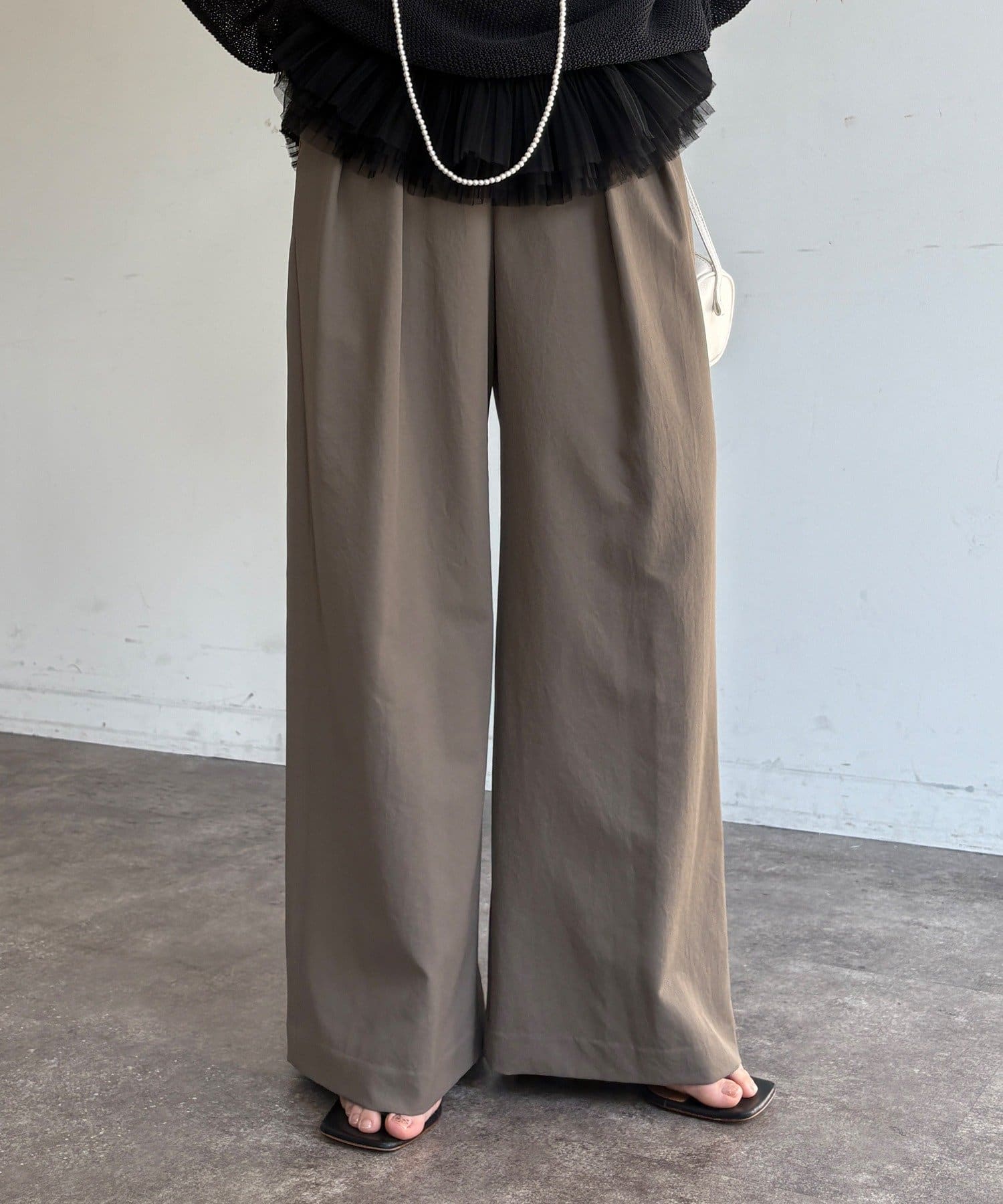 DOUDOU(ドゥドゥ) 透けないタックパンツ