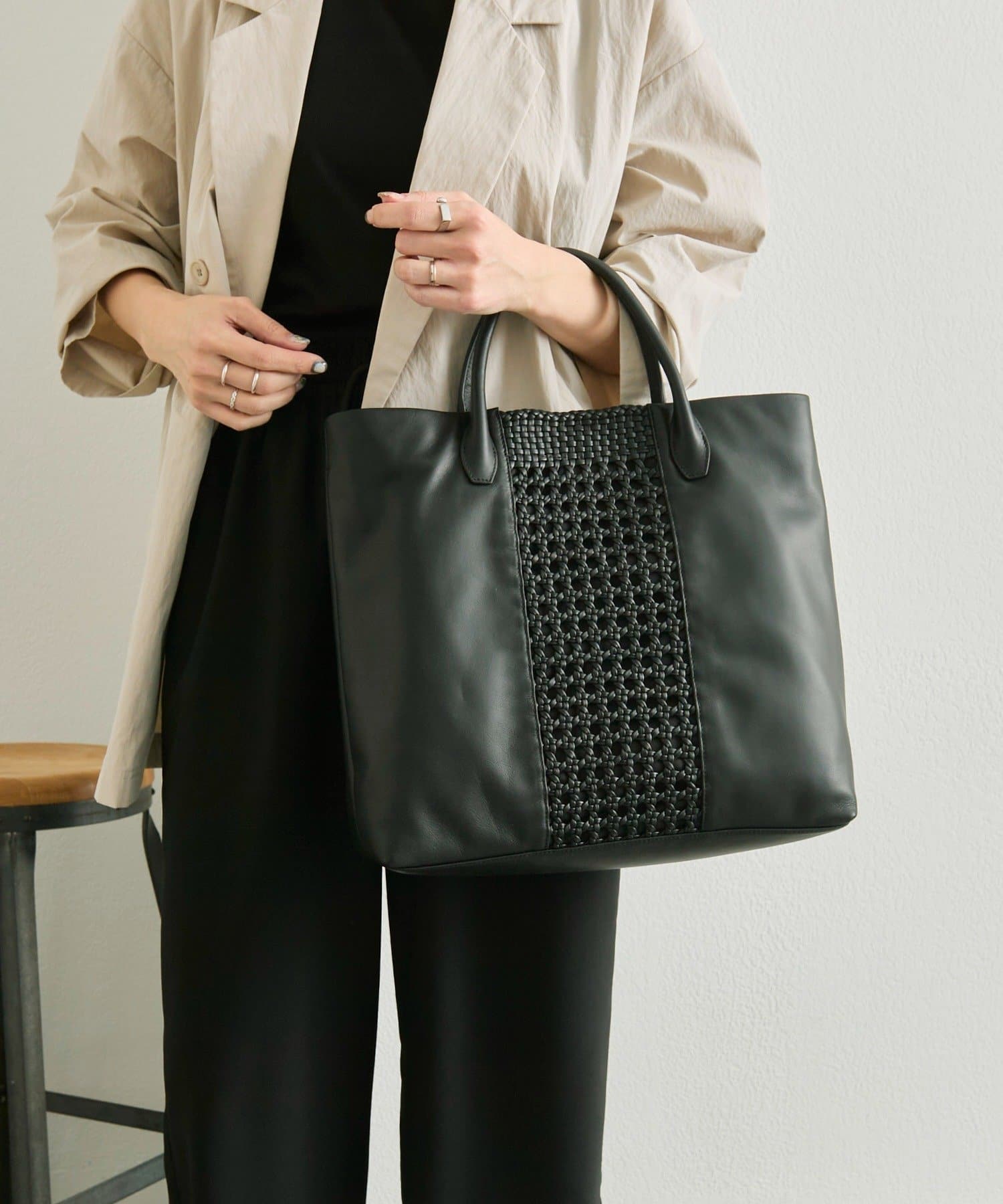 ear PAPILLONNER(イア パピヨネ) センターメッシュトートバッグL《本革/A4サイズ対応》