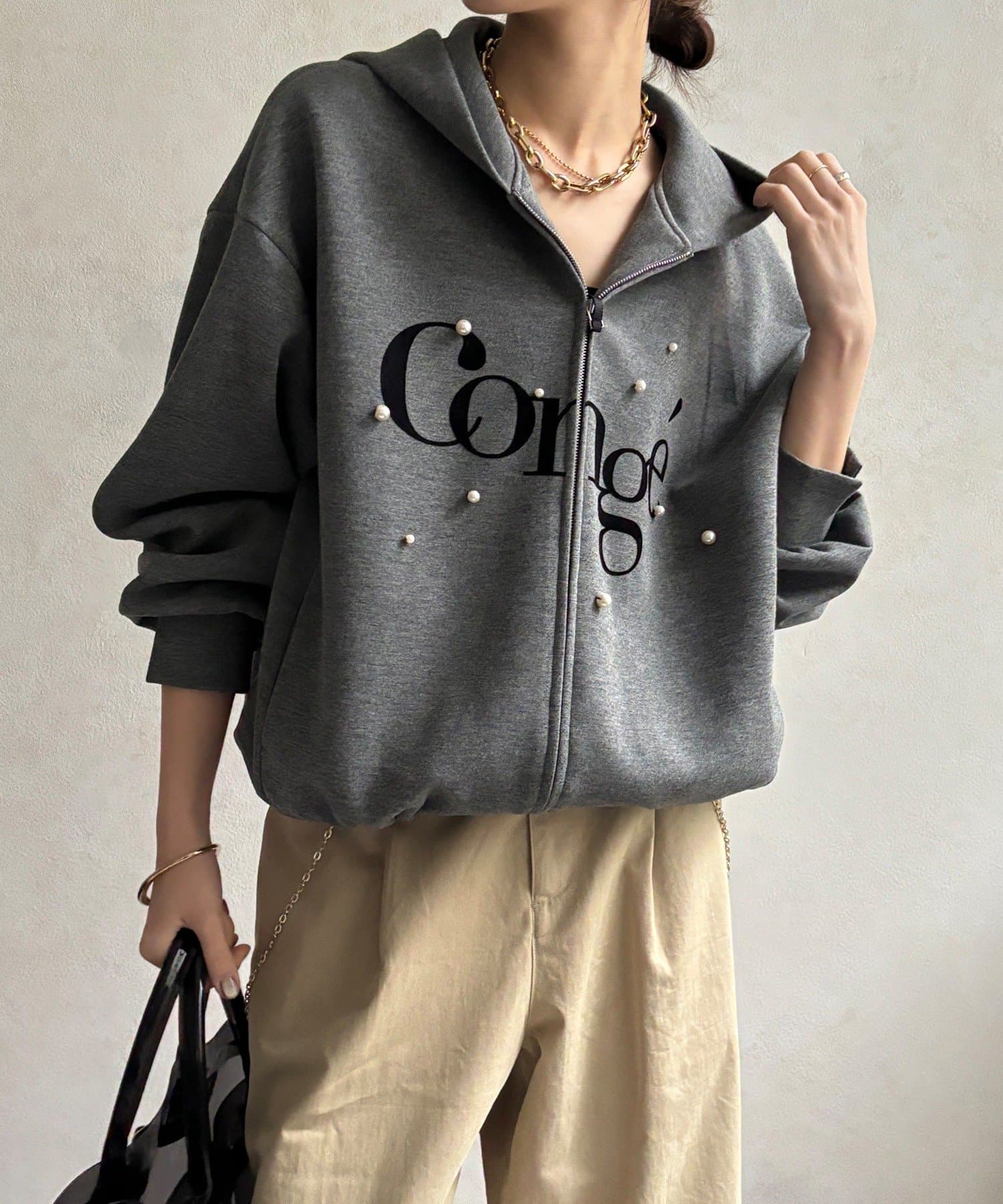 DOUDOU(ドゥドゥ) 【WEB限定】パール＋ロゴジップパーカー