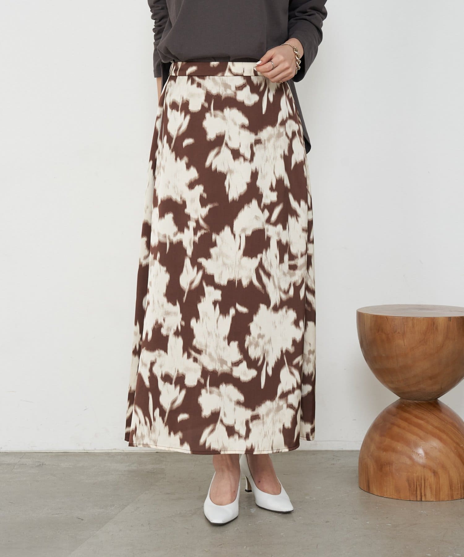 Jena　espace merveilleux(ジェナ　エスパスメルヴェイユ) ニュアンス花柄スカート