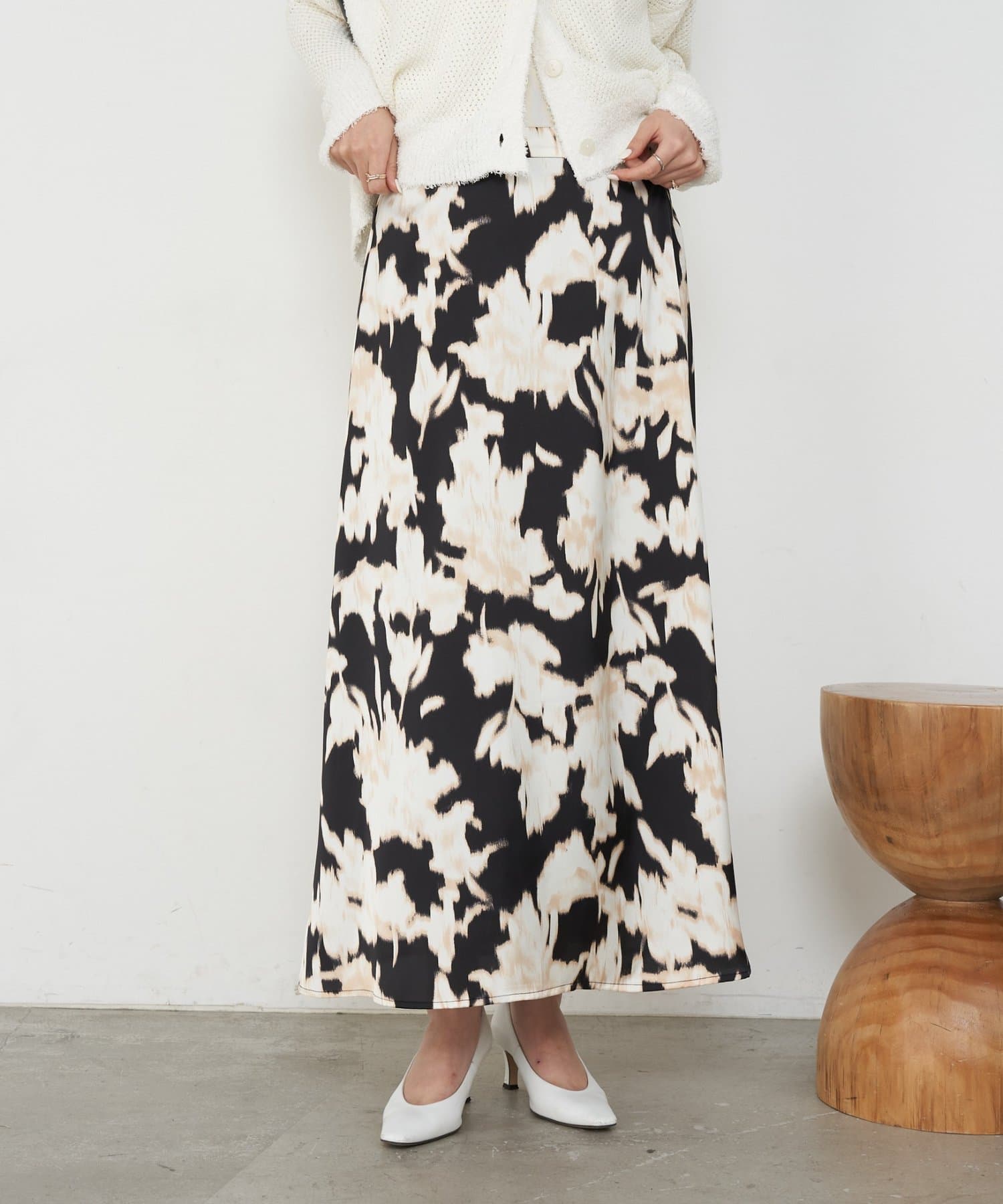 Jena　espace merveilleux(ジェナ　エスパスメルヴェイユ) ニュアンス花柄スカート