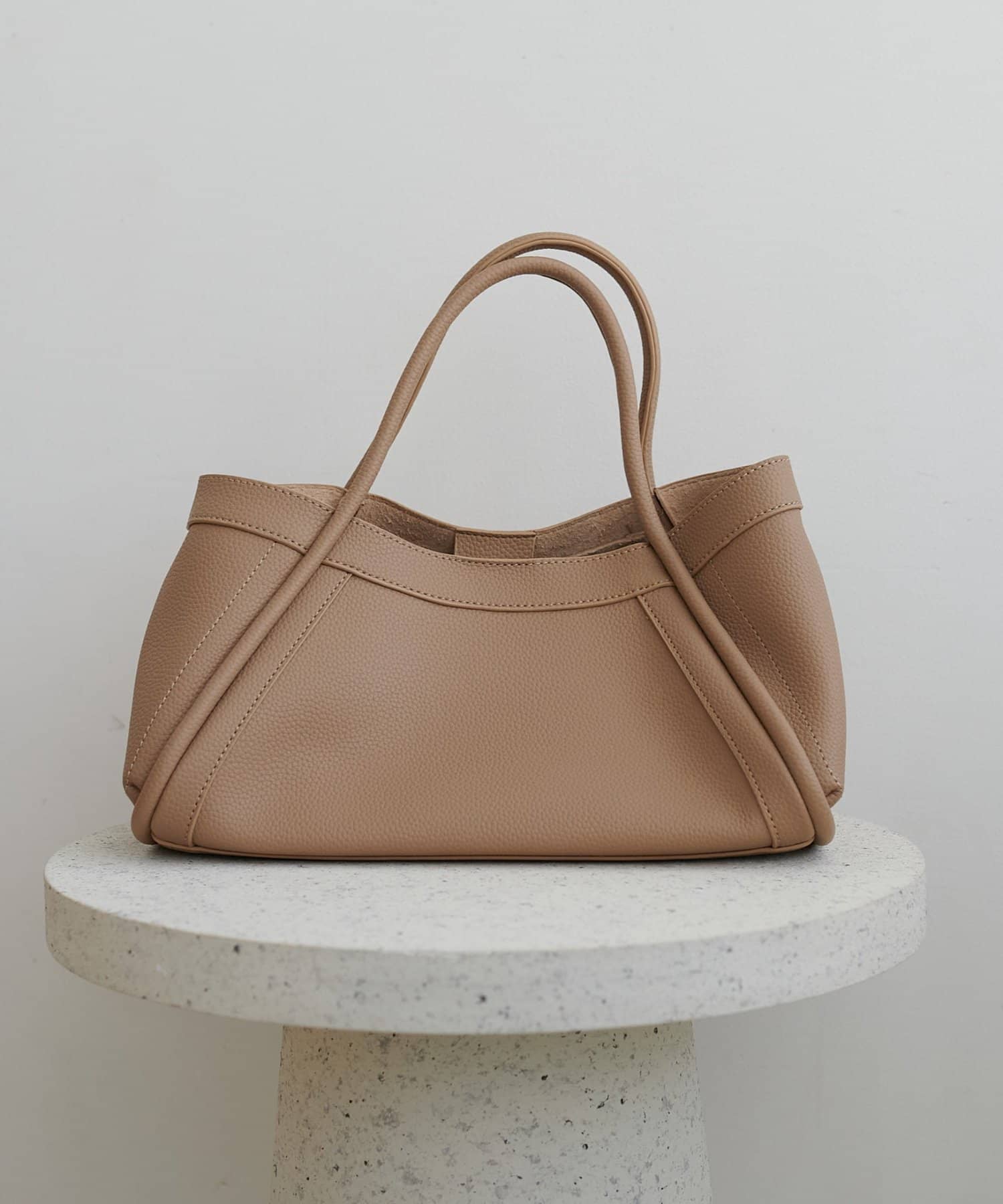 DISCOAT(ディスコート) 軽量シュリンクショルダーバッグ