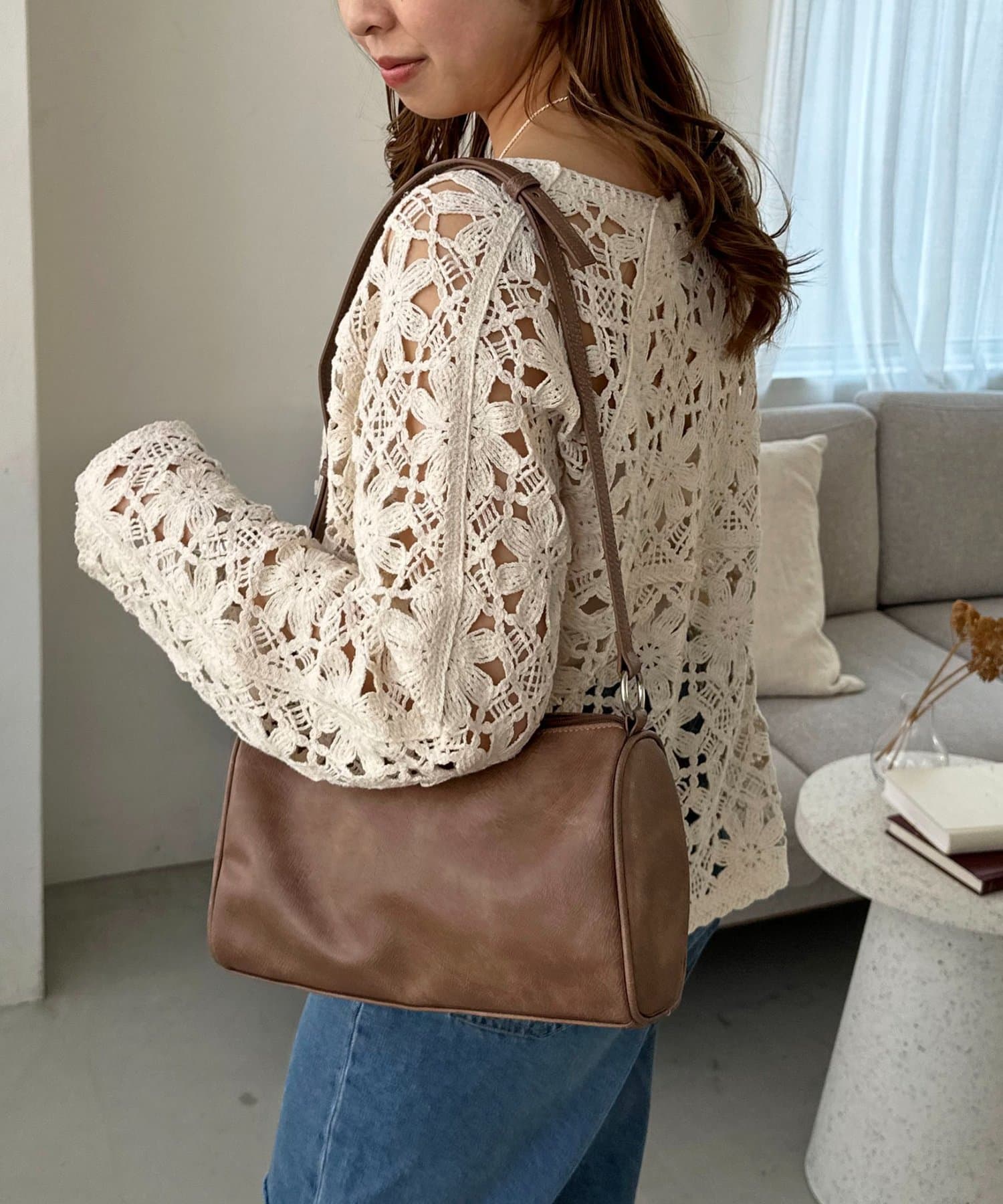 DISCOAT(ディスコート) ヴィンテージ調パイピングショルダーバッグ