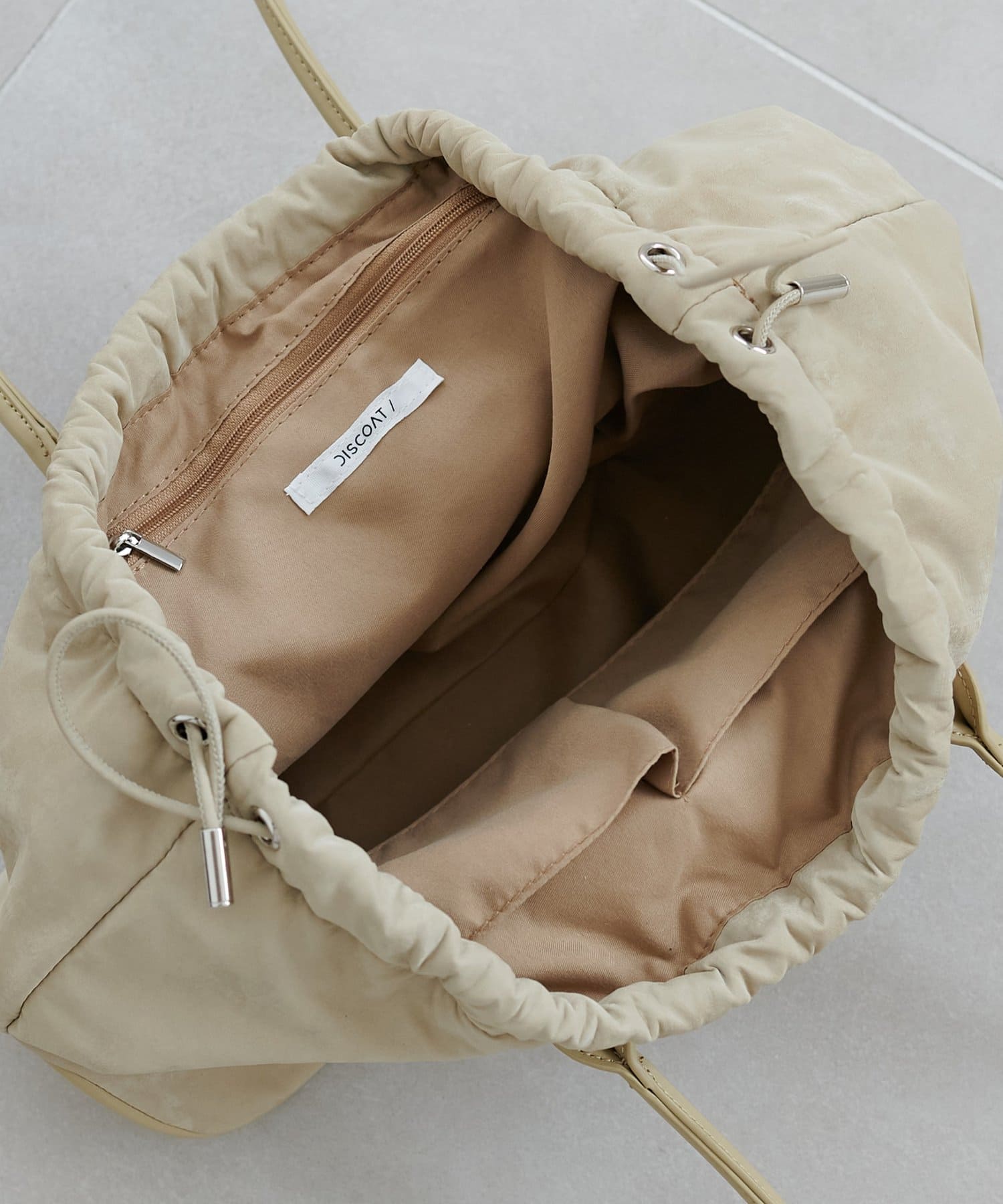 DISCOAT(ディスコート) ヌバック調ドロストボストンバッグ