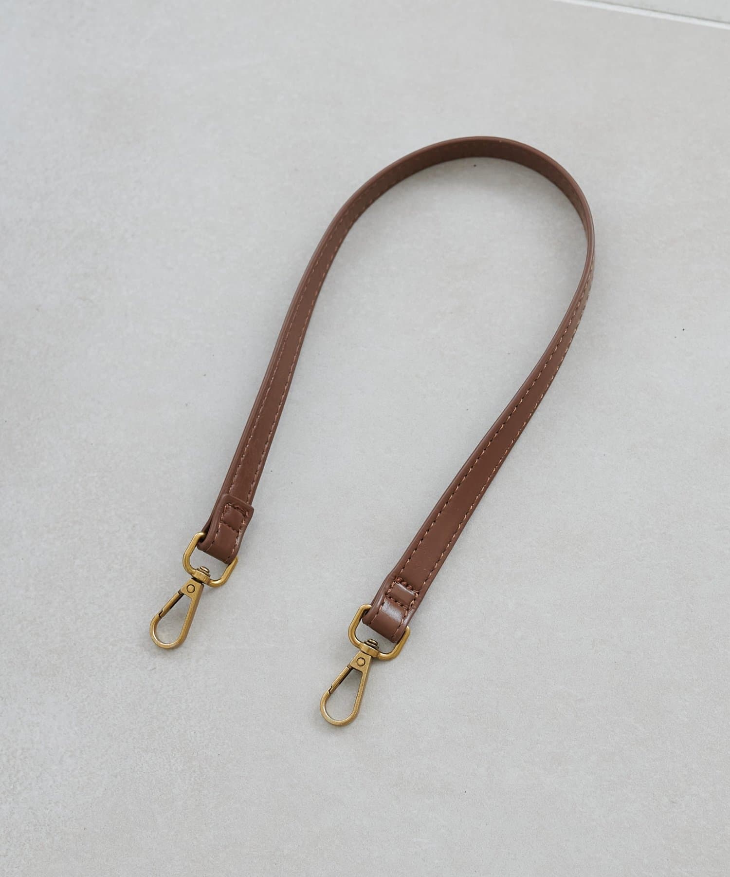 DISCOAT(ディスコート) ひねり金具フラップショルダーバッグ