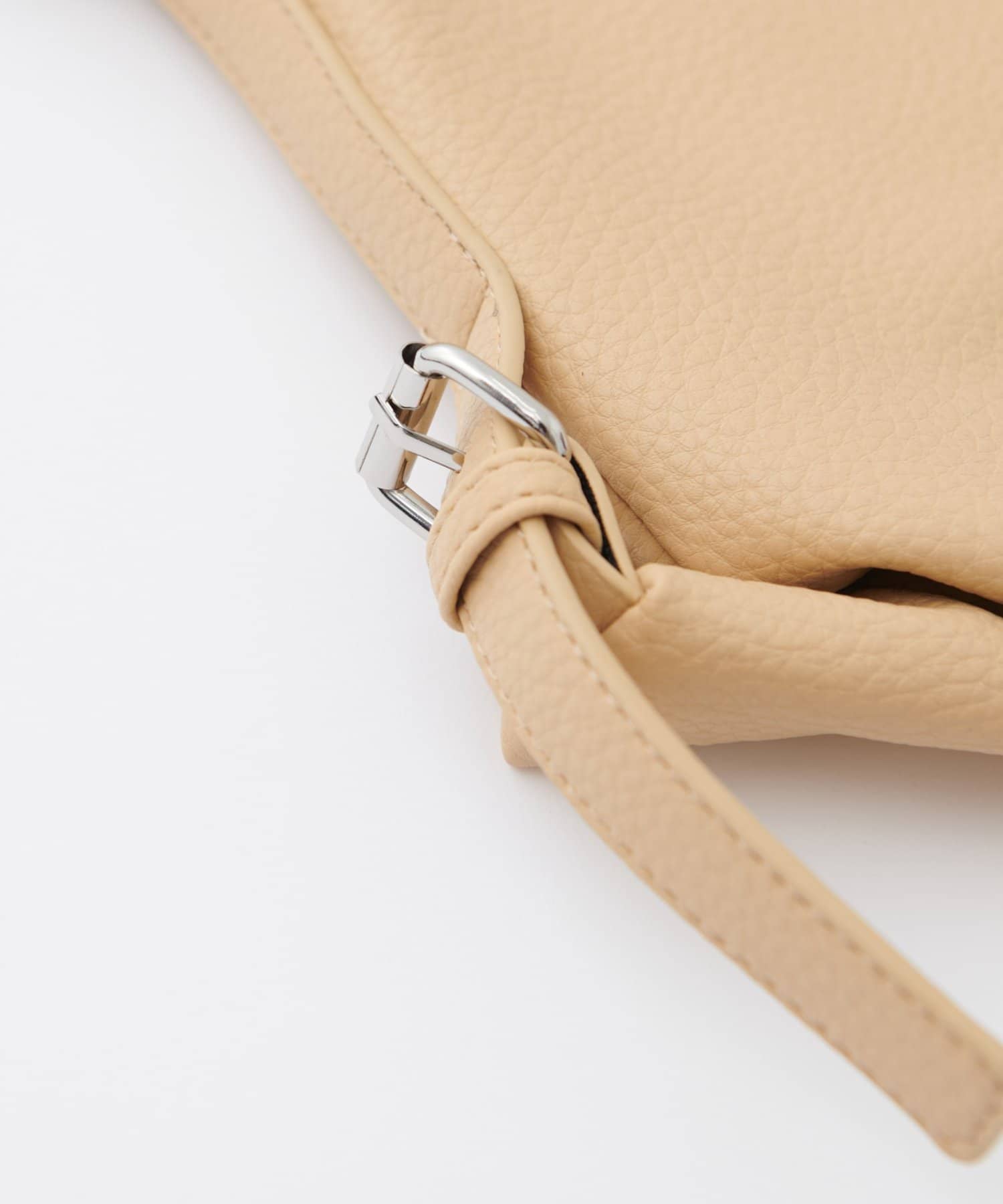 DISCOAT(ディスコート) サイドベルトホーボーバッグ