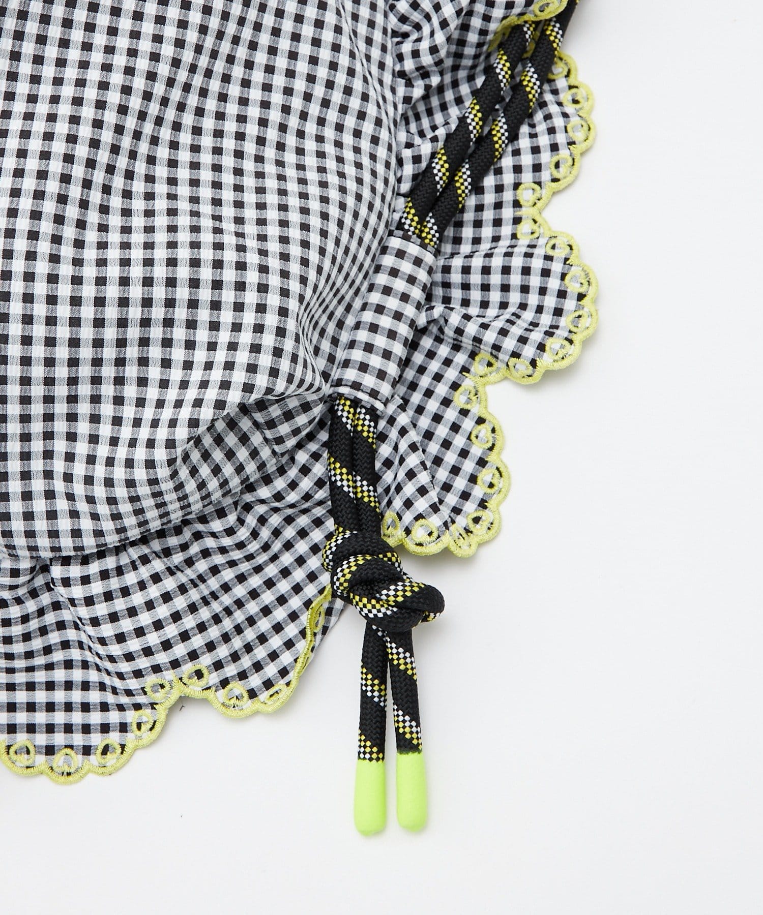 CIAOPANIC(チャオパニック) 【HELLO.SANFRANCISCO/ハローサンフランシスコ】パラコードフリルナップサック