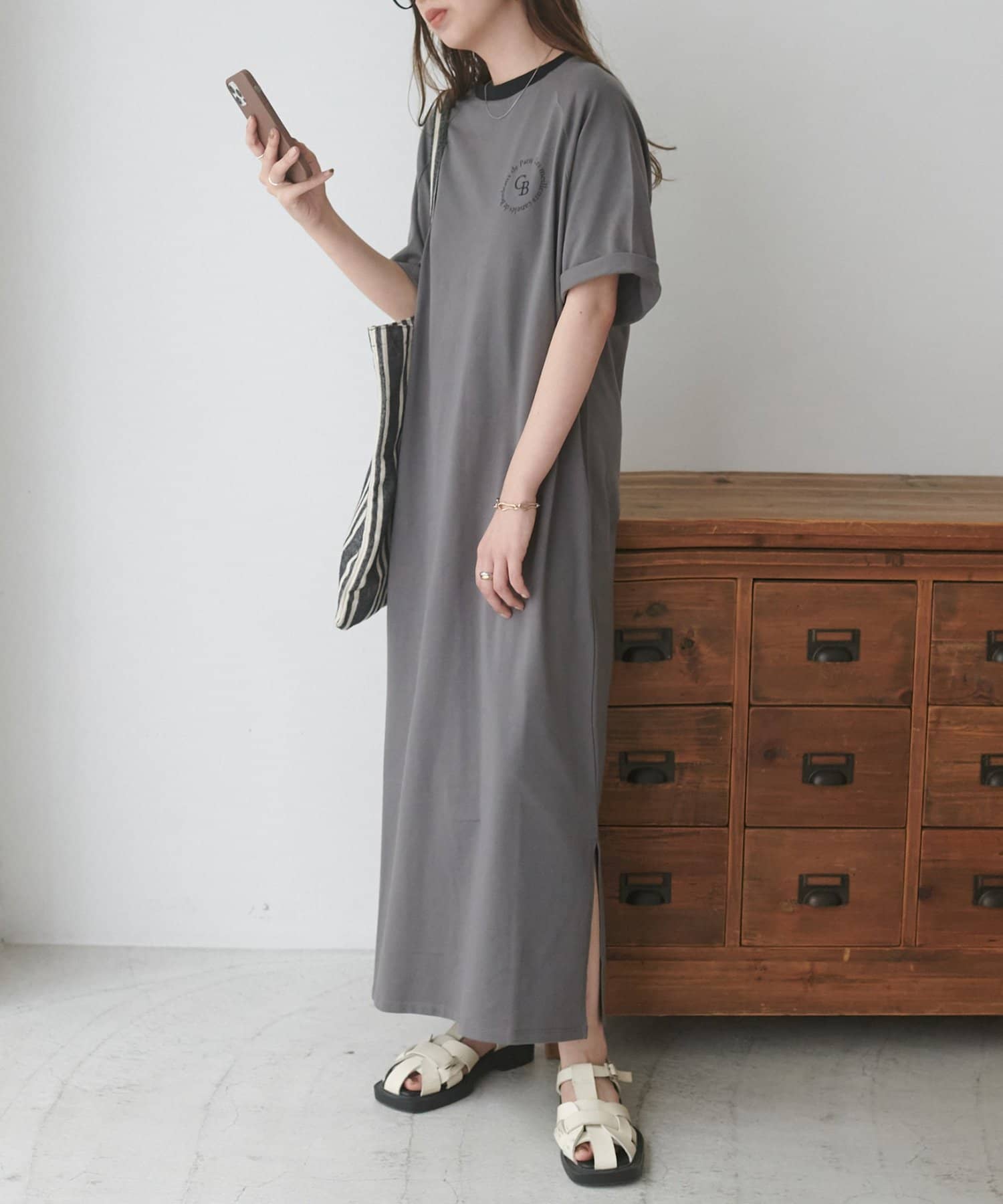 DISCOAT(ディスコート) 【WEB限定】ワンポイントロゴカットワンピース