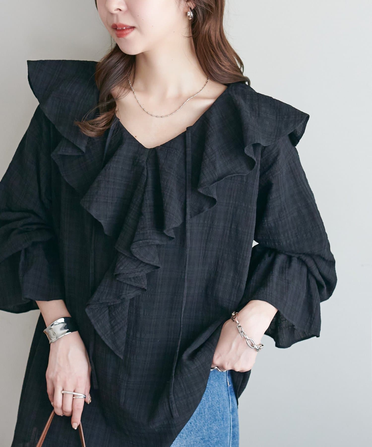 DISCOAT(ディスコート) 【WEB限定】チェックフリルブラウス