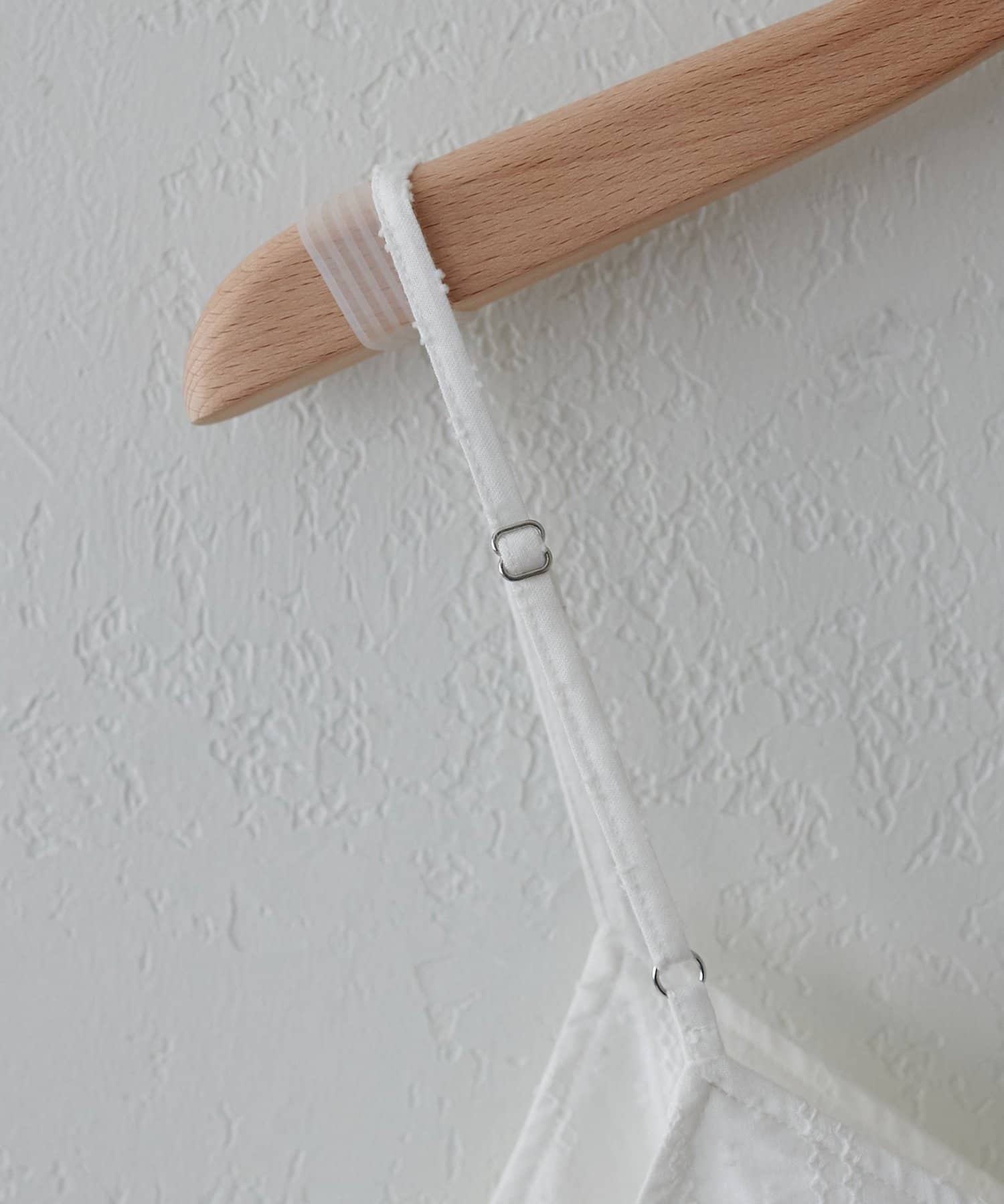 DISCOAT(ディスコート) 【WEB限定】アシメヘムレースキャミチュニック