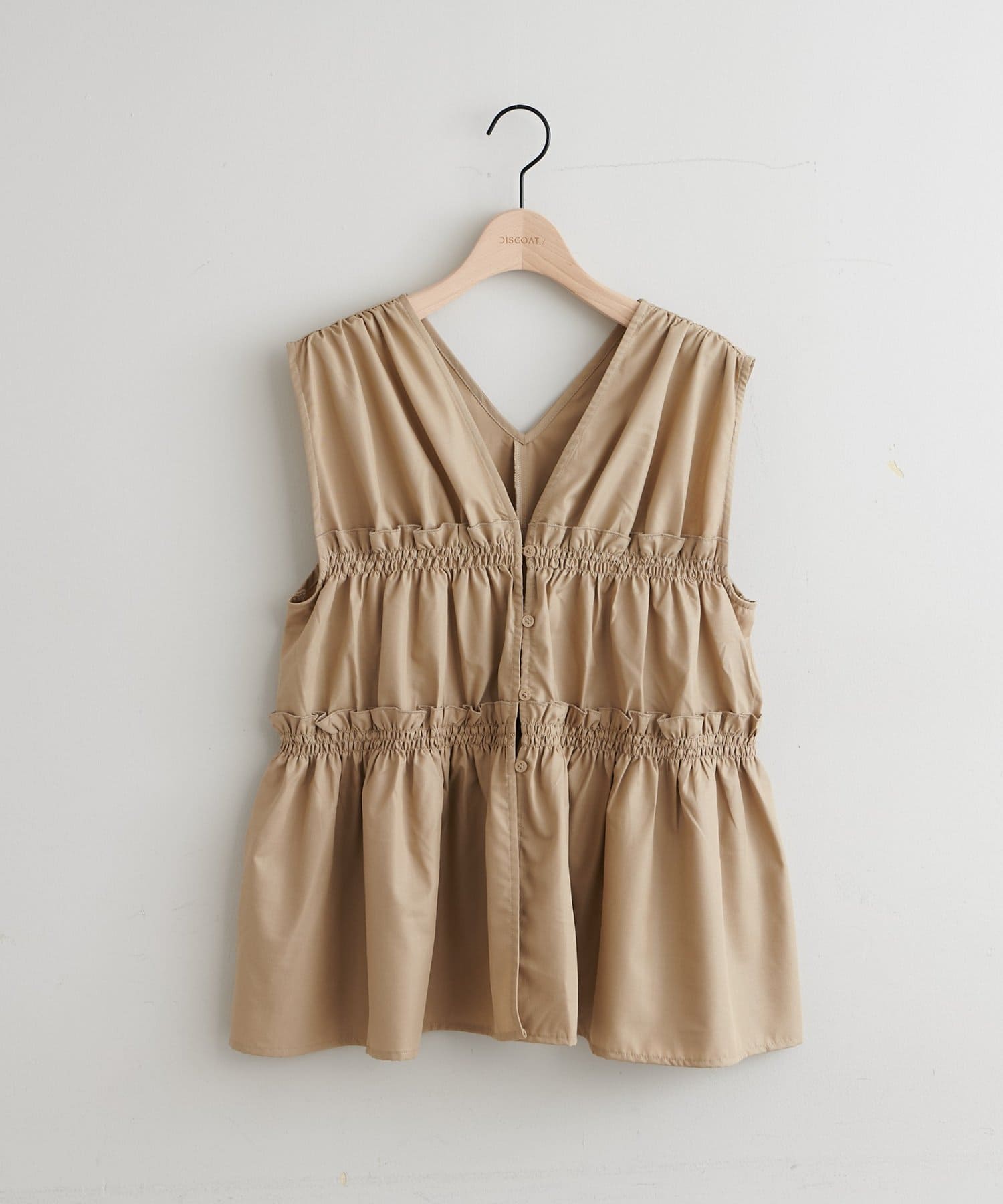 DISCOAT(ディスコート) 【SS先行予約/WEB限定】シャーリングノースリブラウス